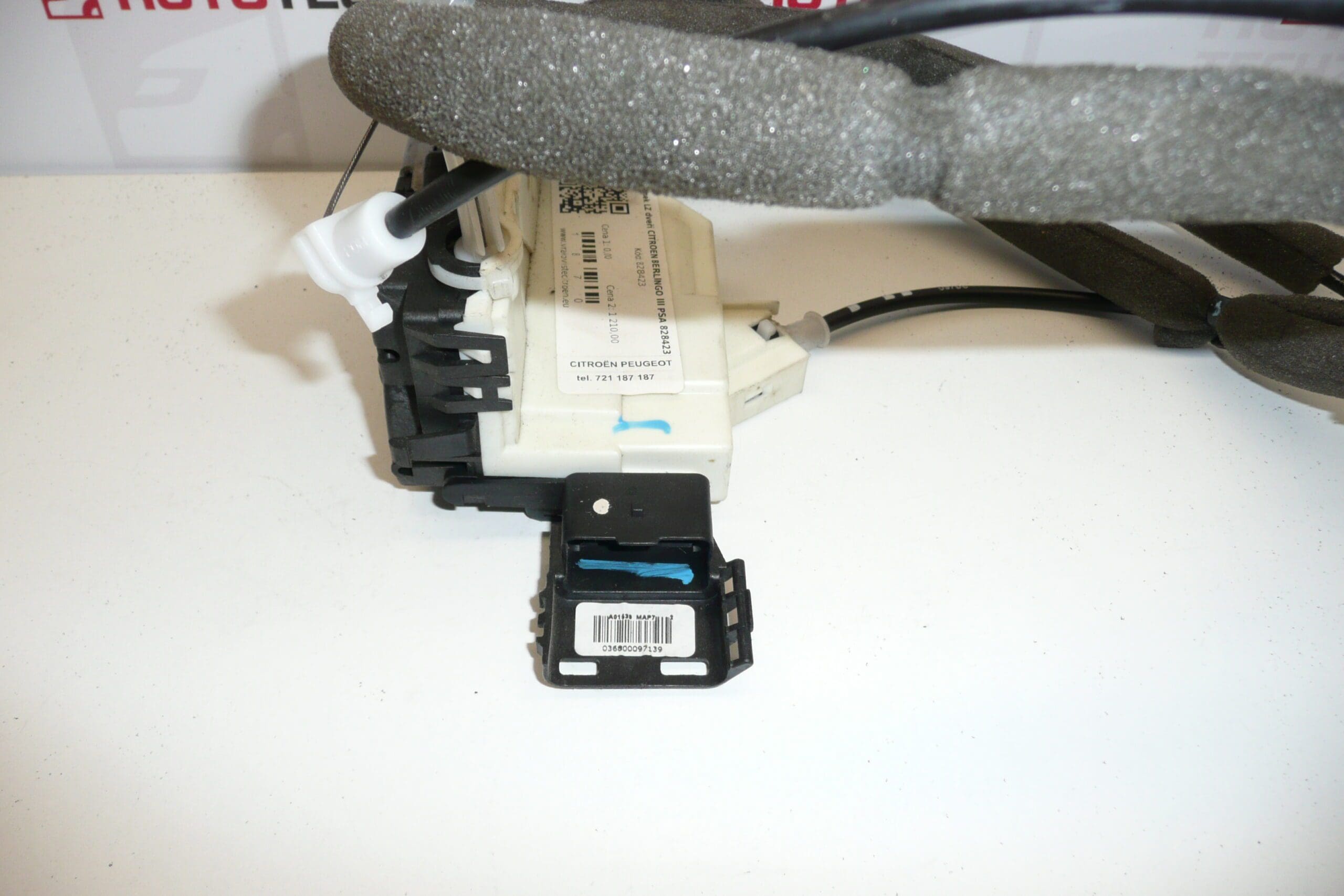 rechtes Türschloss Citroën Berlingo III PSA 828423 9137N6