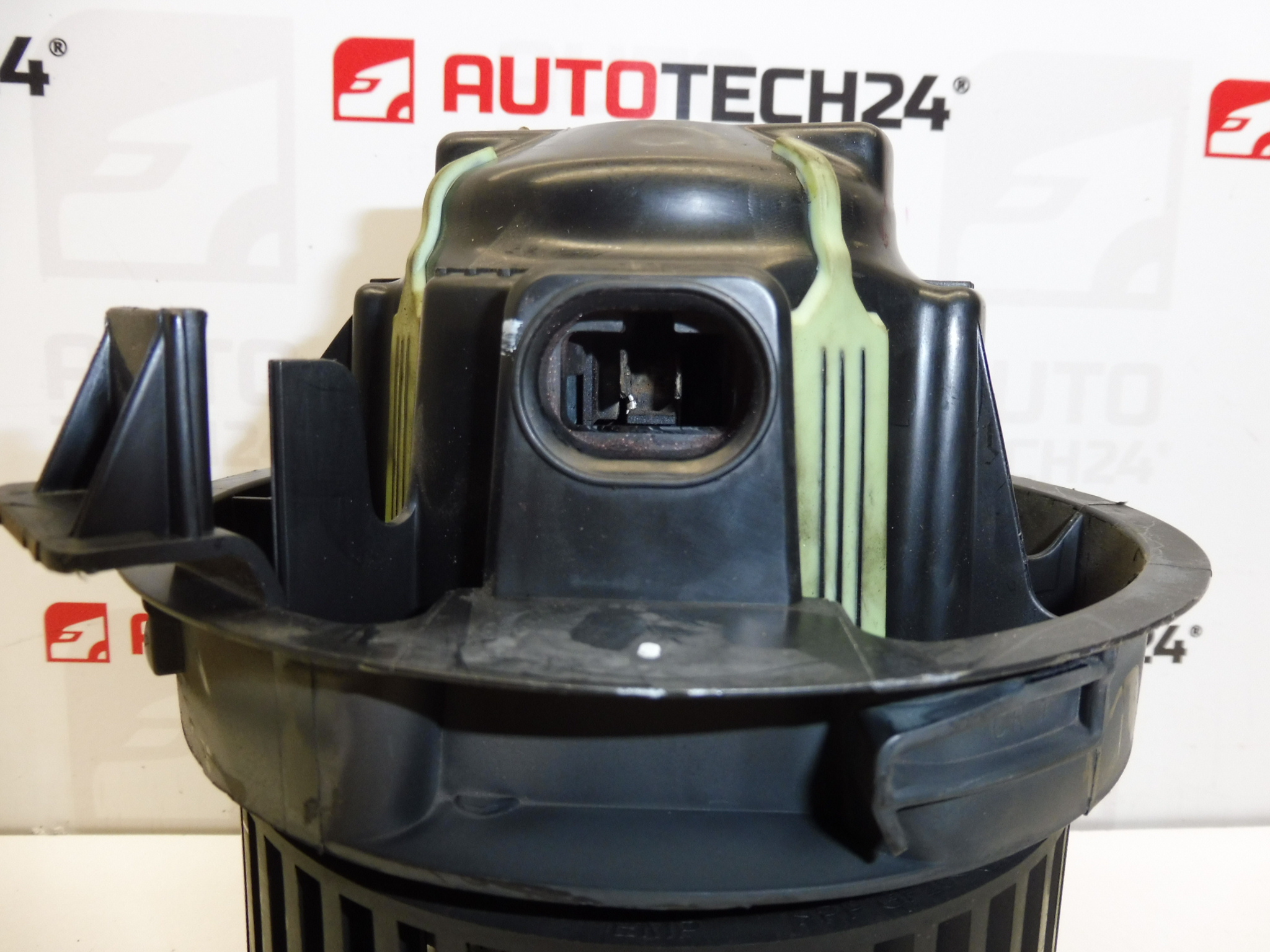 Heizgebläse Valeo Citroën Peugeot 207 N102993X