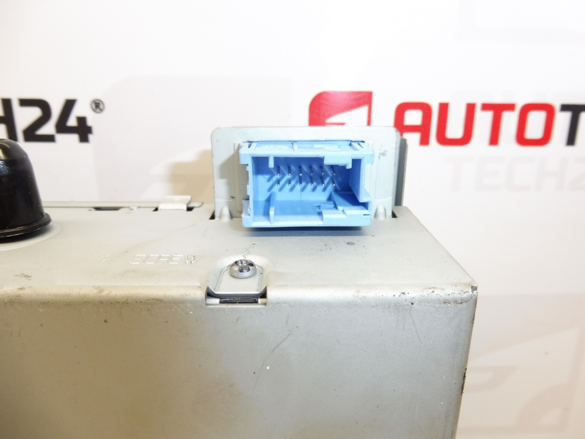 CD-Wechsler Citroën Peugeot 9660662677 6564AH 6564RL