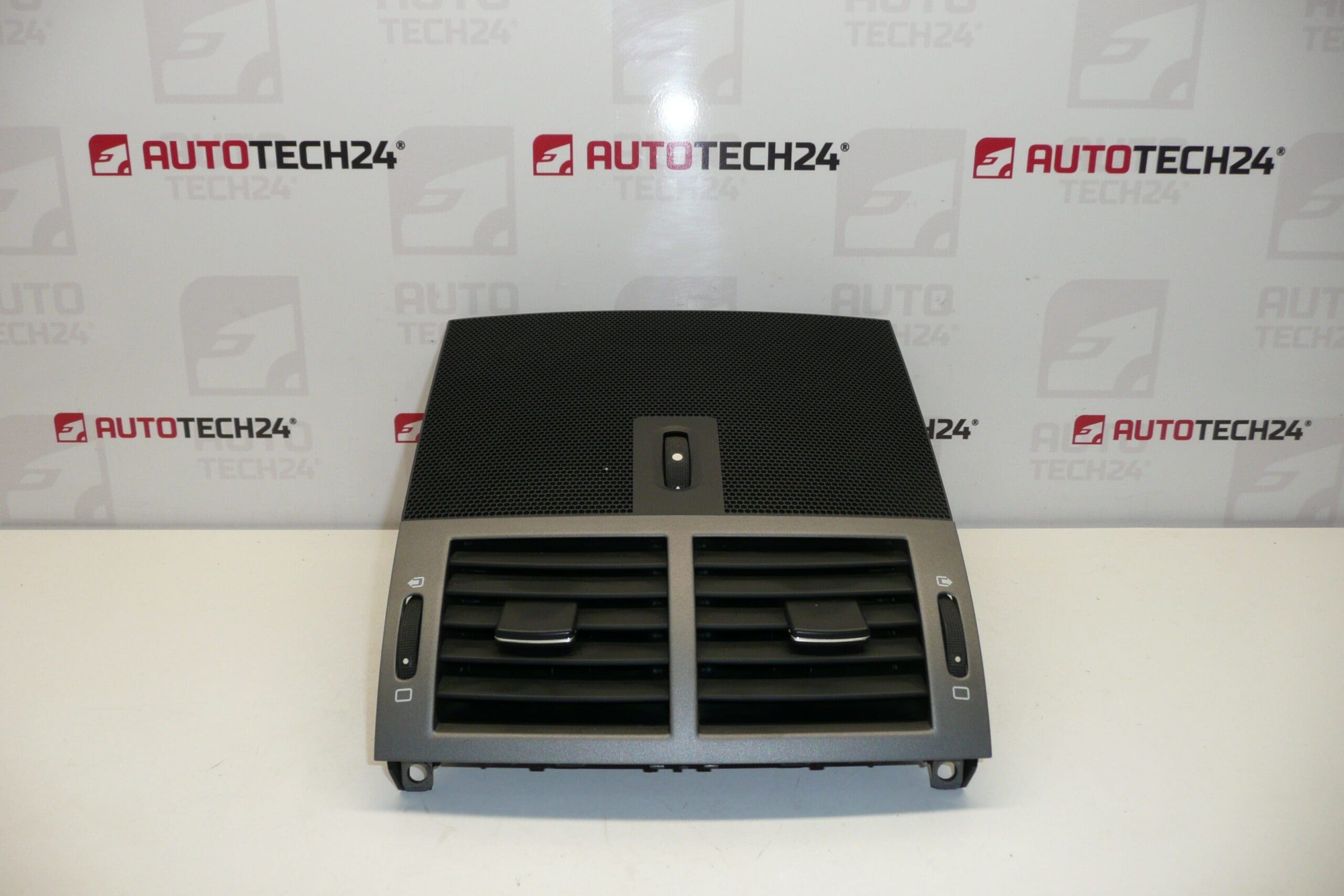 Belüftungsöffnungen Peugeot 407 9644589777 8265L2