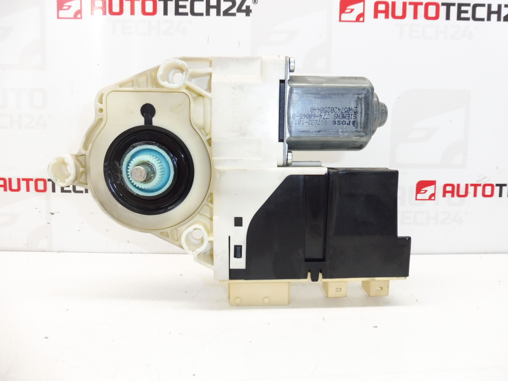 Peugeot 307 Fenstermotor vorne links 9681587480