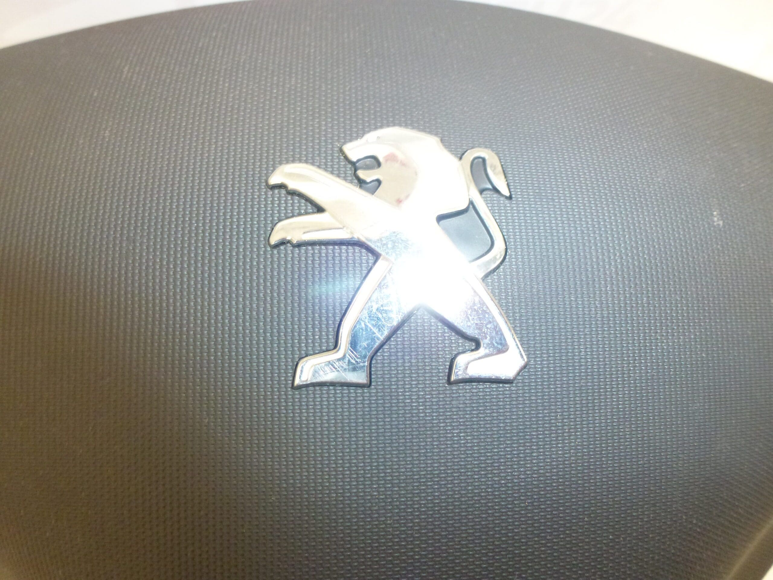 Airbagfahrer Peugeot 107 ab 2012 16083642ZD