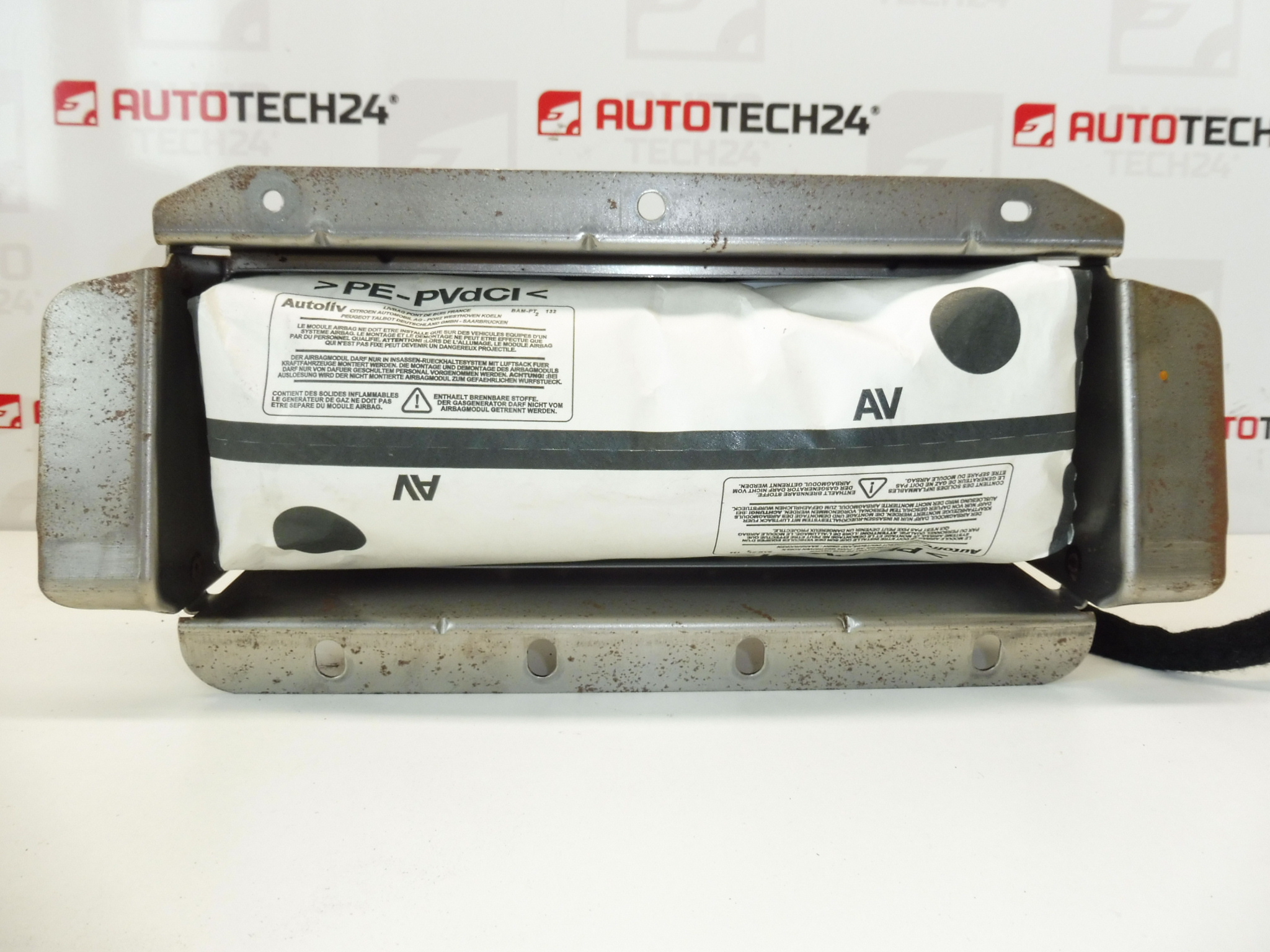 Airbag vorne rechts Peugeot 607 9629440880 8216E5