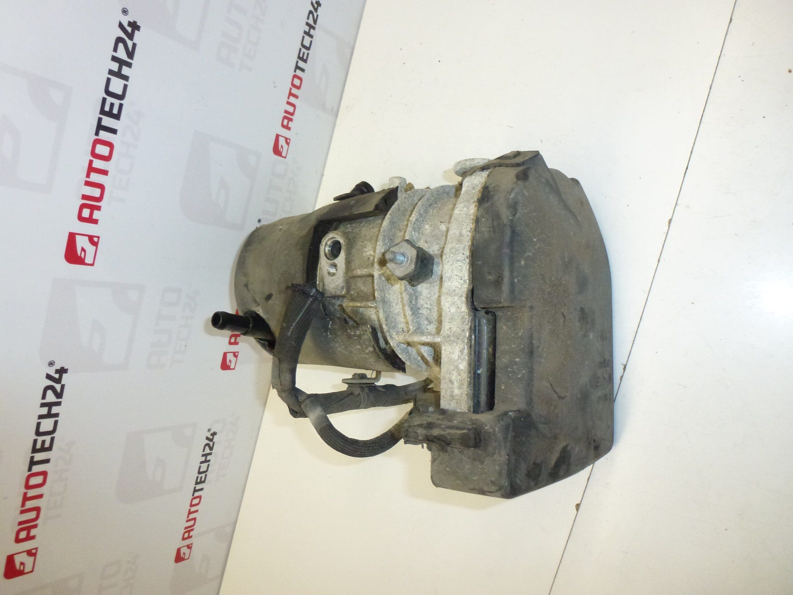 Servolenkungspumpe TRW Citroën C5 III X7 9633173780 4008E2