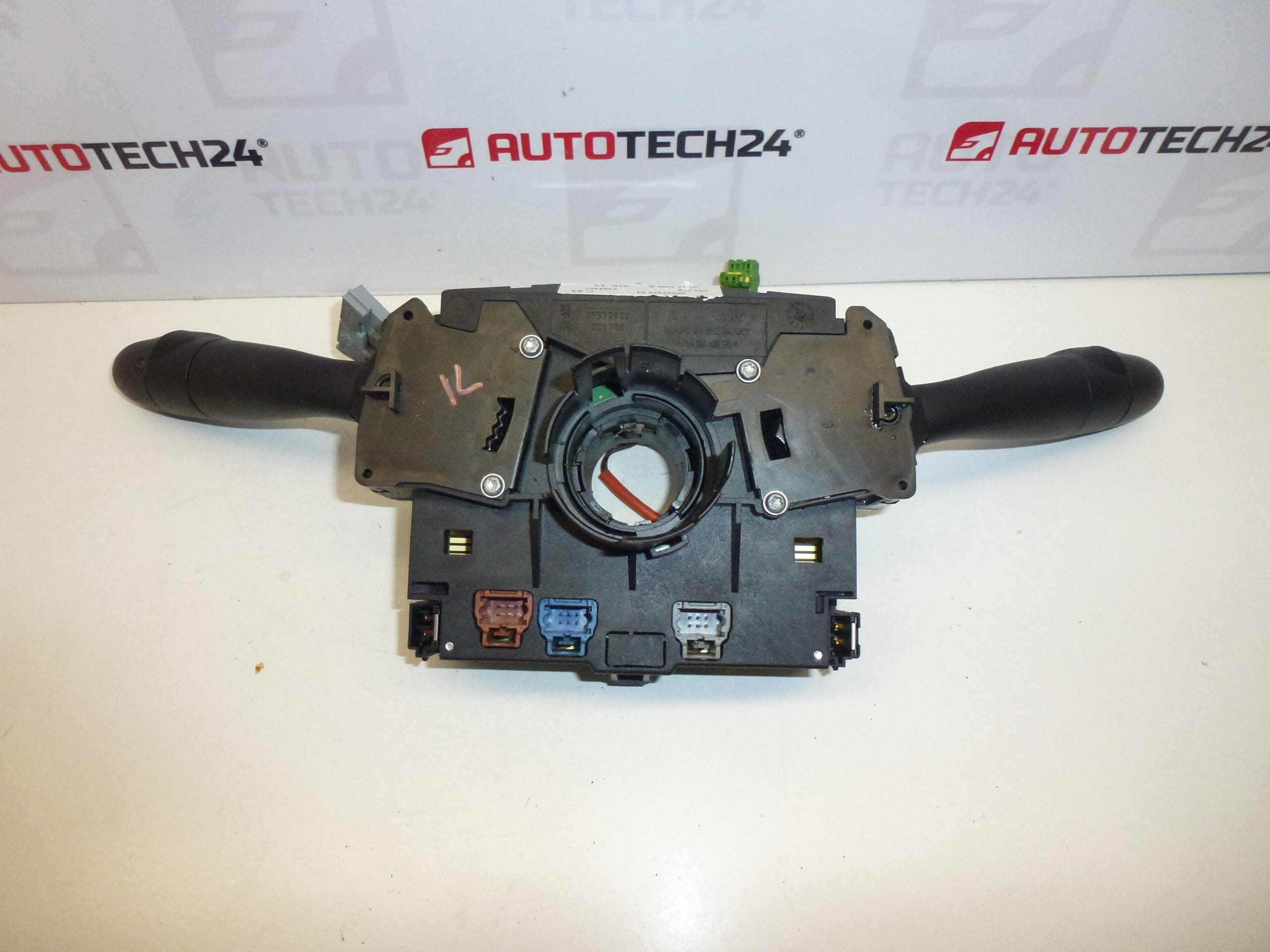 Citroën Peugeot 96611304XT Schalthebel