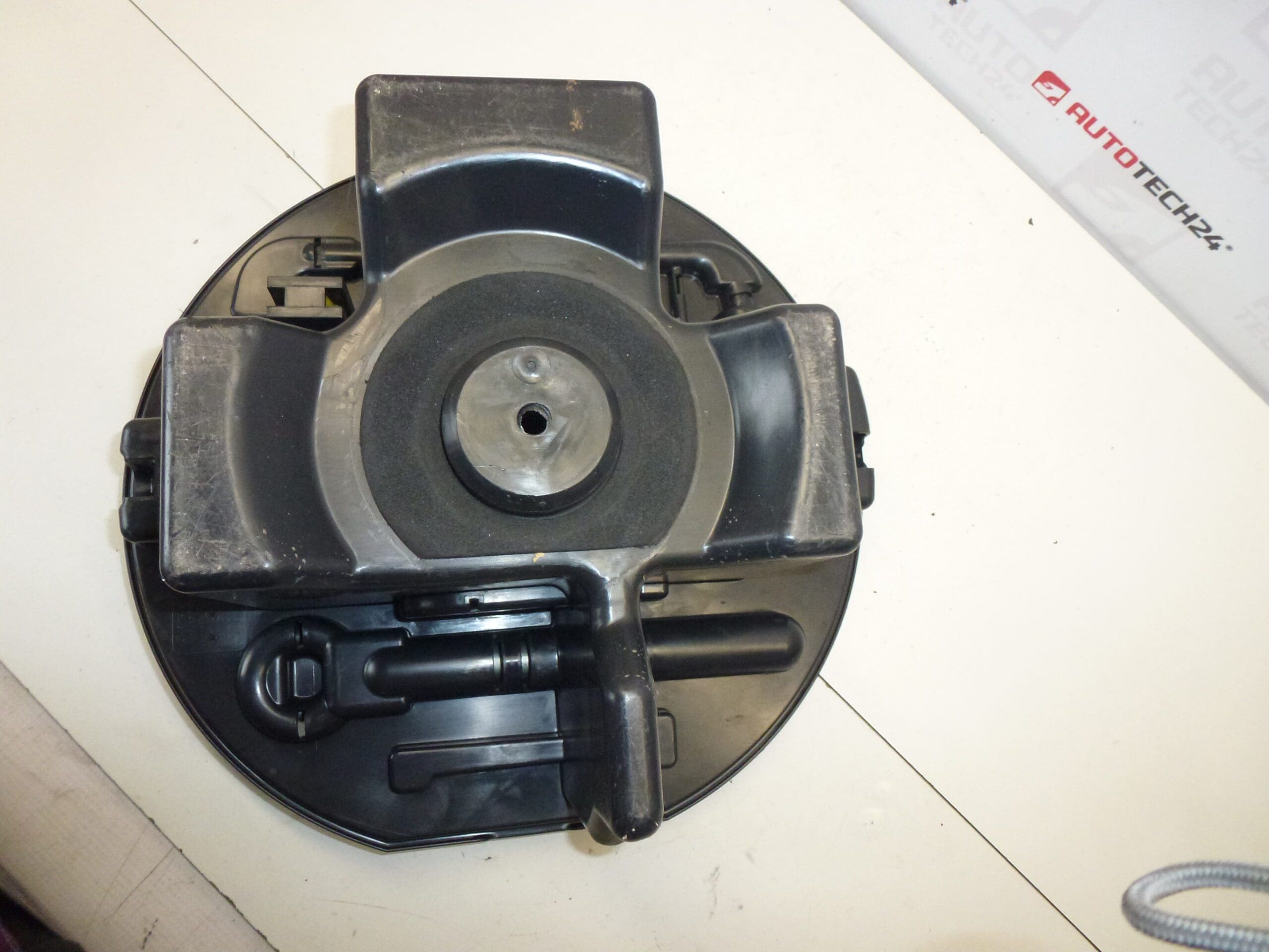 Werkzeug, Hebel, Schlüssel, Abschleppöse Citroën C4