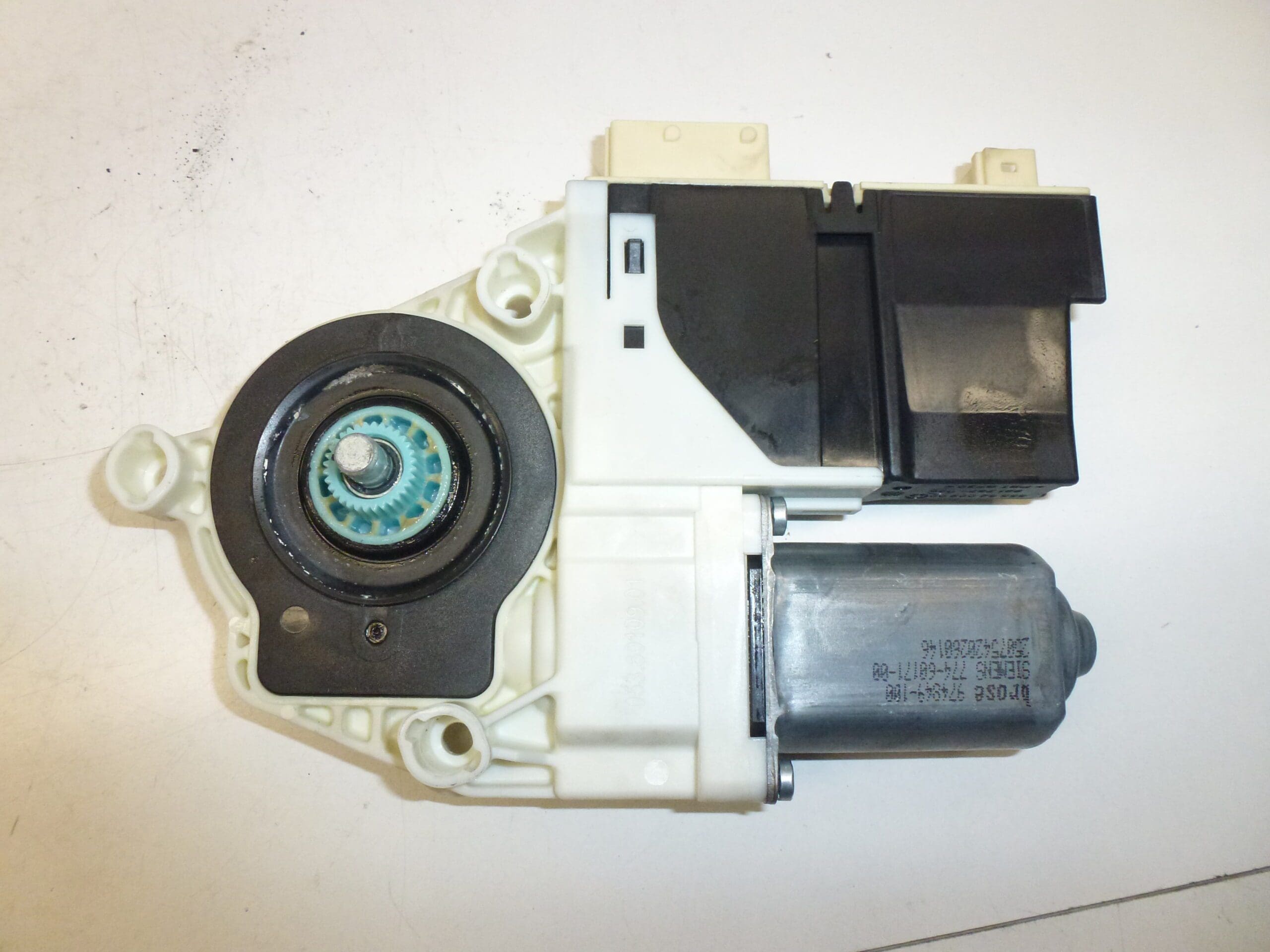 Linker Frontscheibenmotor Peugeot 307 CC 9221CL