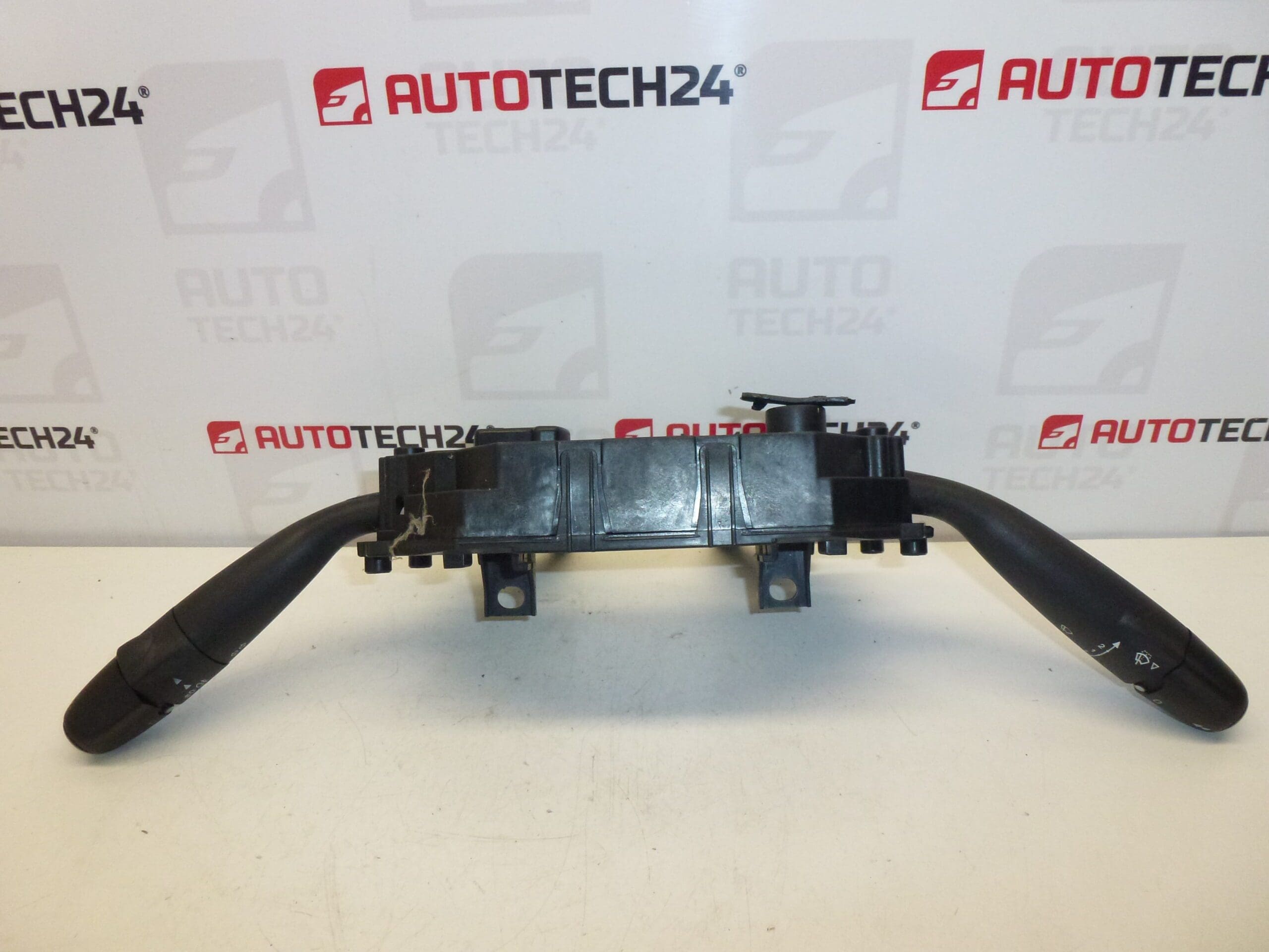 Citroën C4 Treiber 96644965XT 6242HL