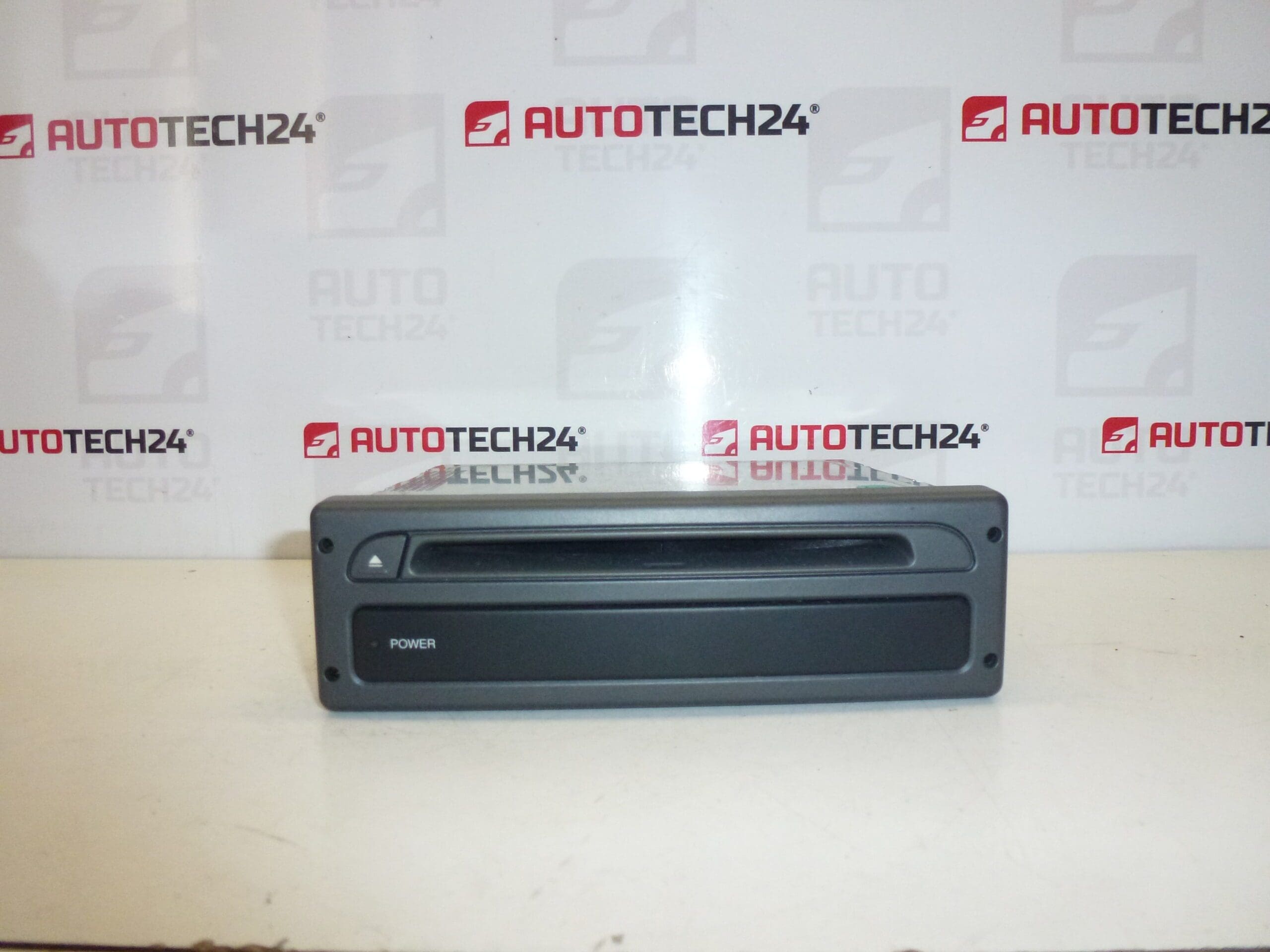 Navigationsleser Citroën Peugeot 9644987380