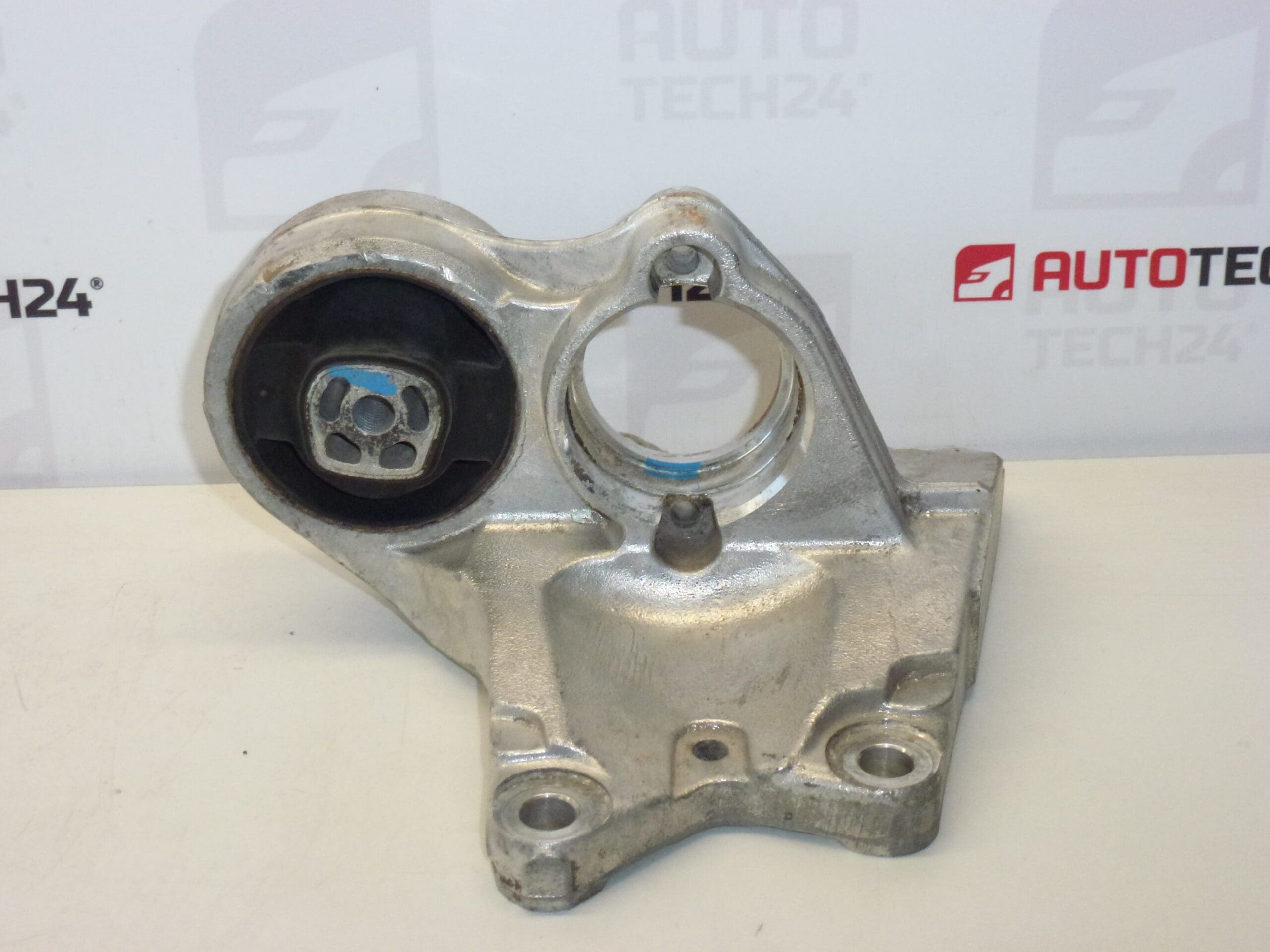 Achshalter 1,8 16V 2,0 16V Citroën Peugeot 9637792680 1807J2