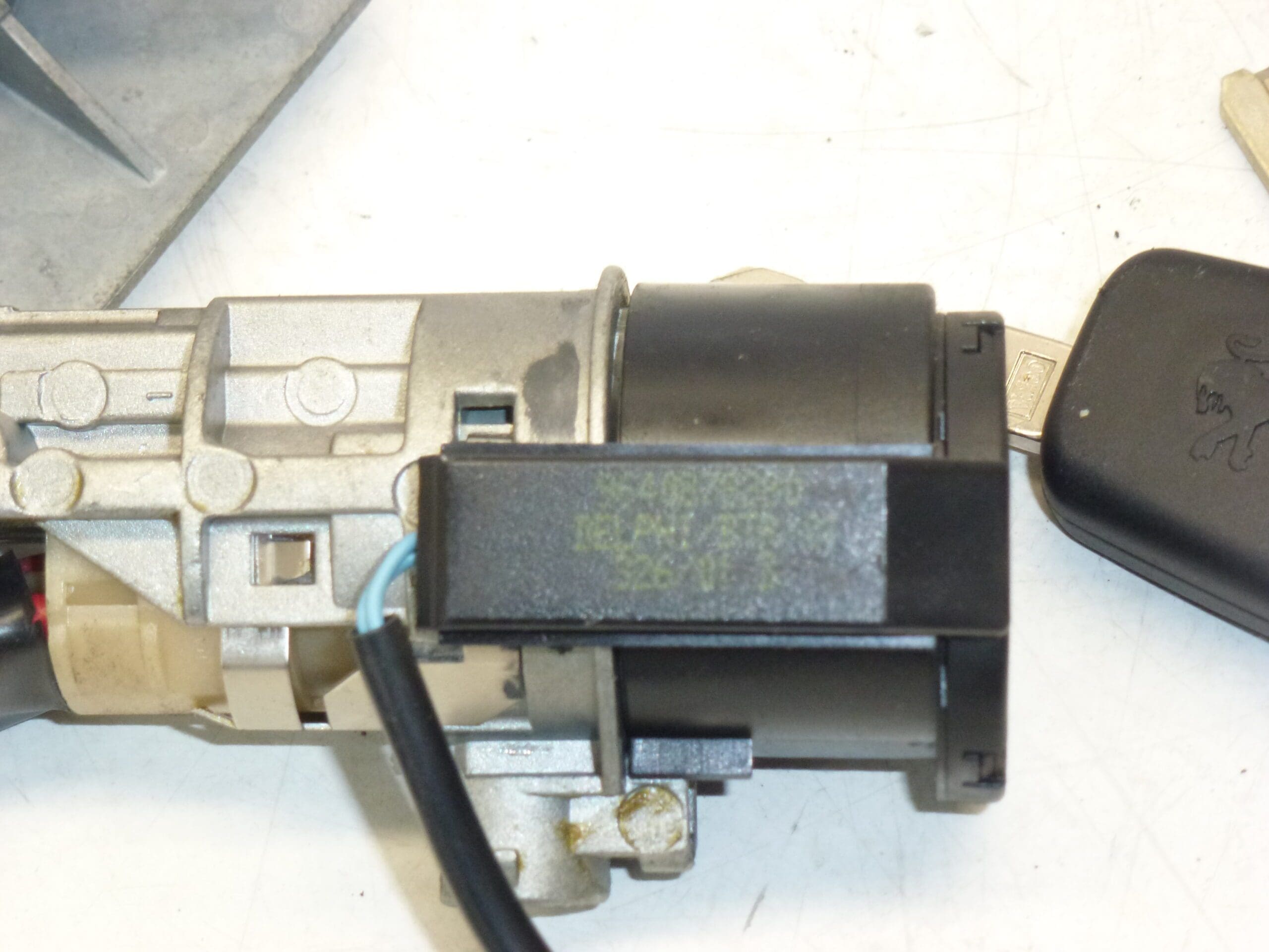 Schlosssatz + 2 Schlüssel Peugeot 406 4162Z7 4162Z6