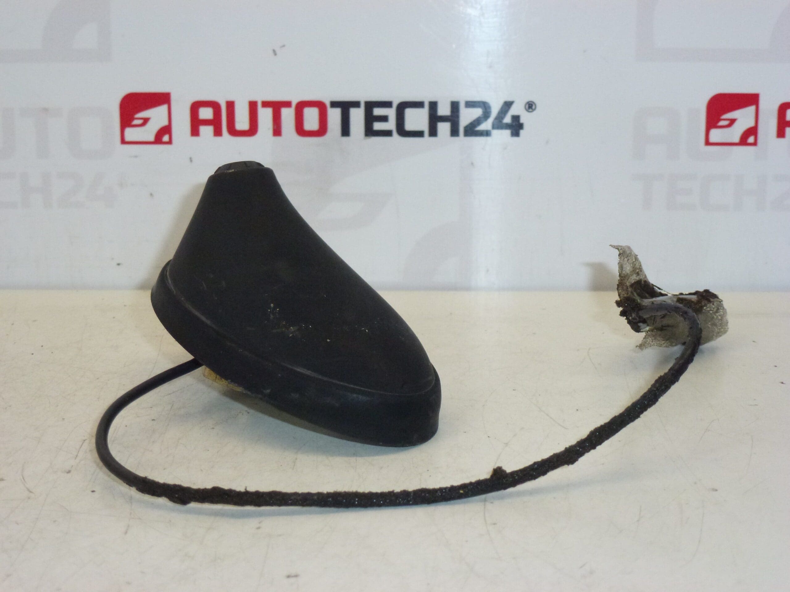 Antenne Citroën Peugeot 9655613780 6561Z9