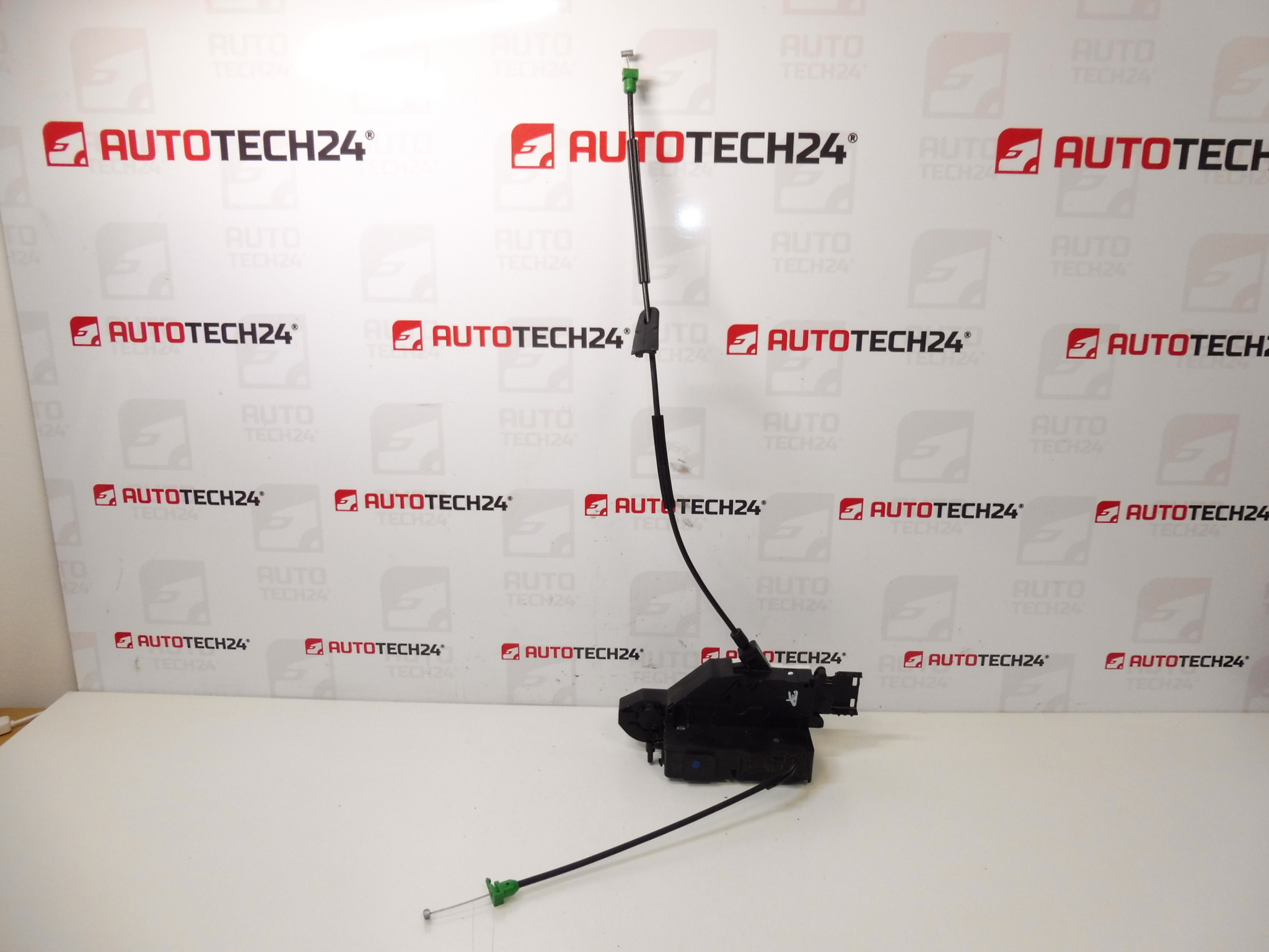 Türschloss vorne rechts Citroën C3 Picasso 9136FH