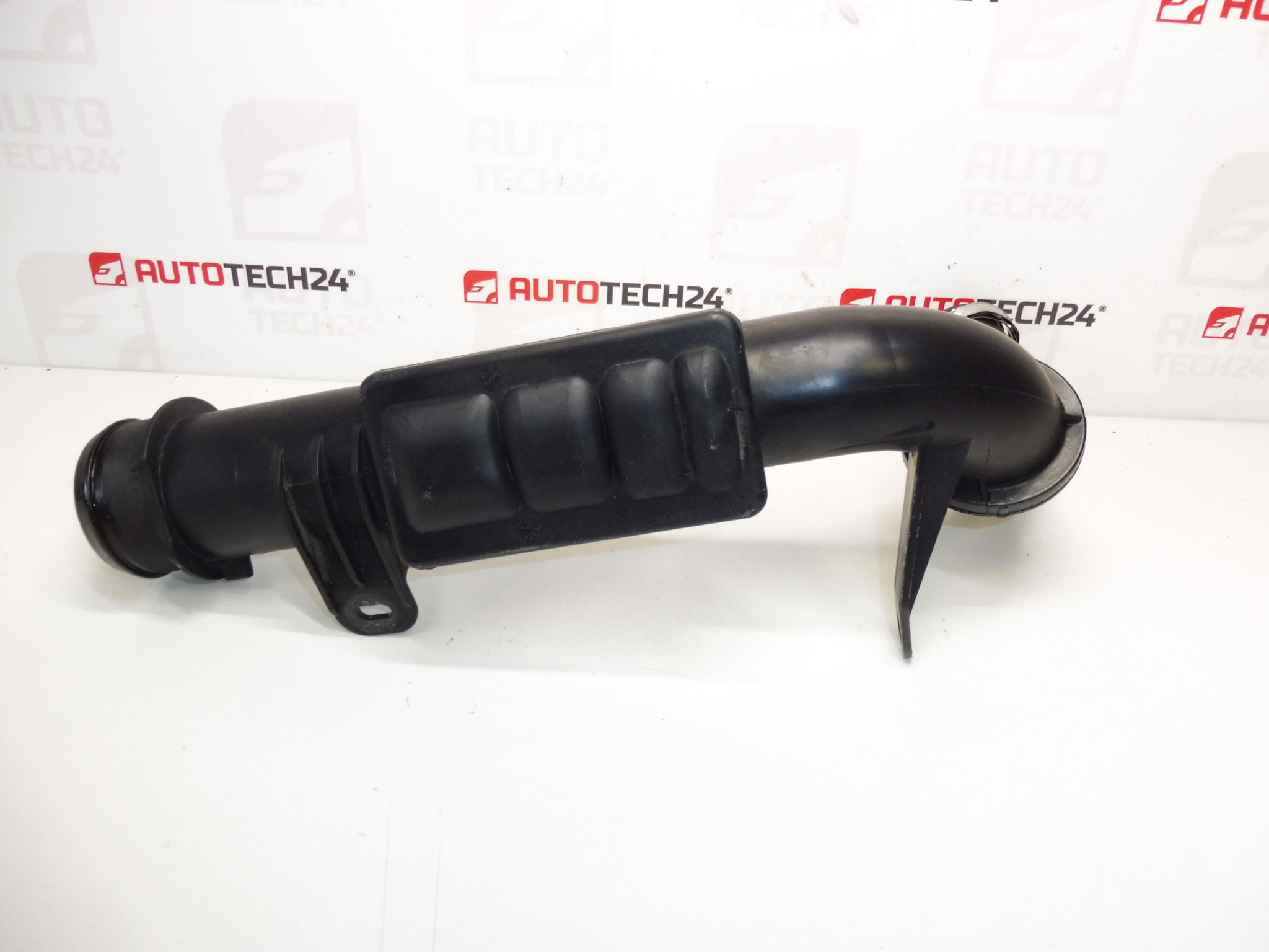 Citroën Peugeot 2.0 HDI 0382HE Turbo-Luftanschluss