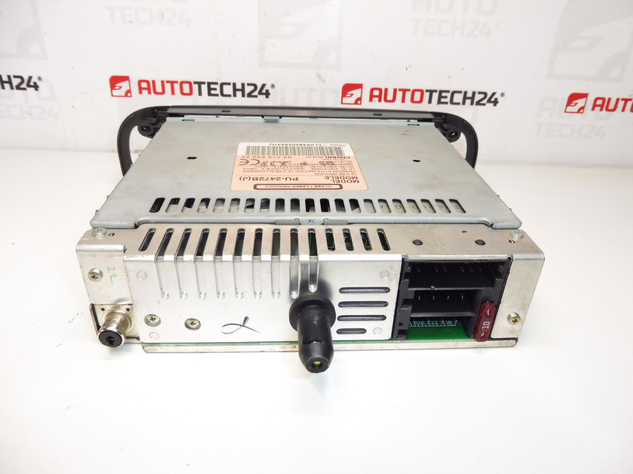 Autoradio mit CD RD3-01 Citroën C5 I 96476992ZE 6564LY