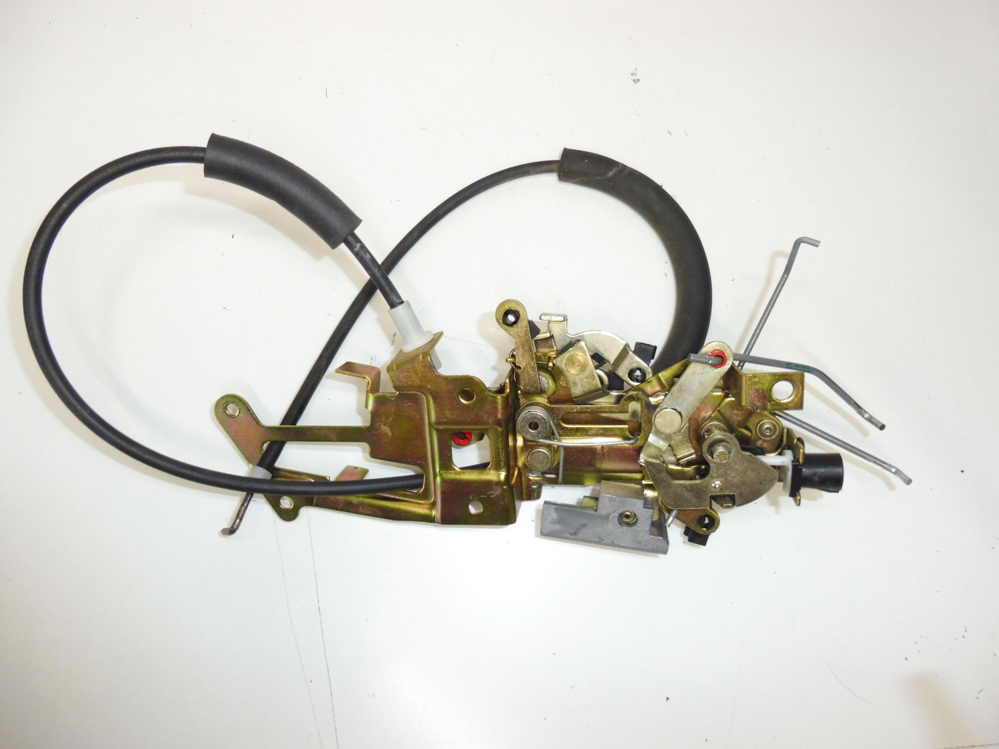 Türschloss hinten links Citroën Peugeot Partner 9138F6