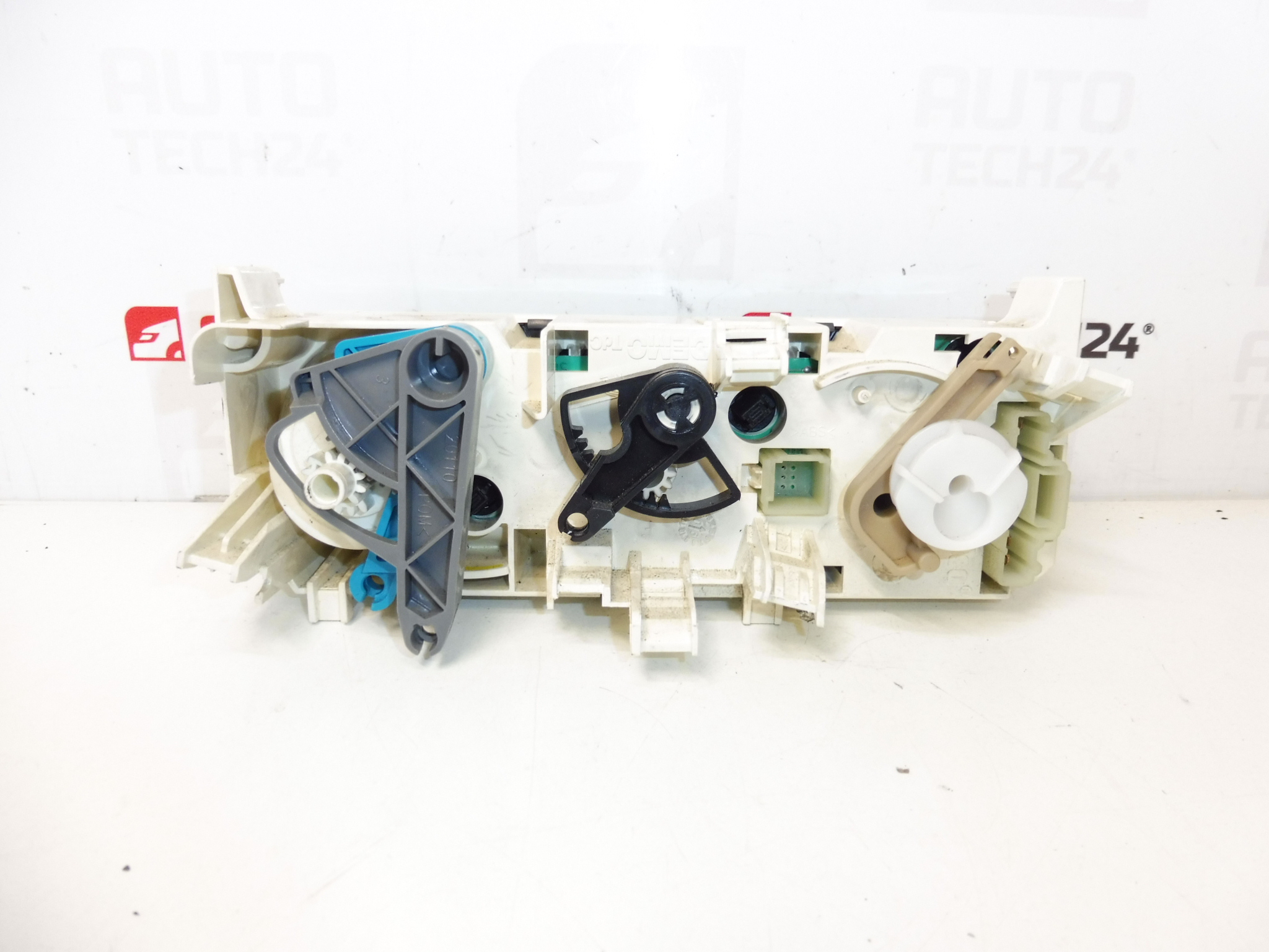 Heizungssteuerung Citroën Berlingo Peugeot Partner 030808E 6451NL