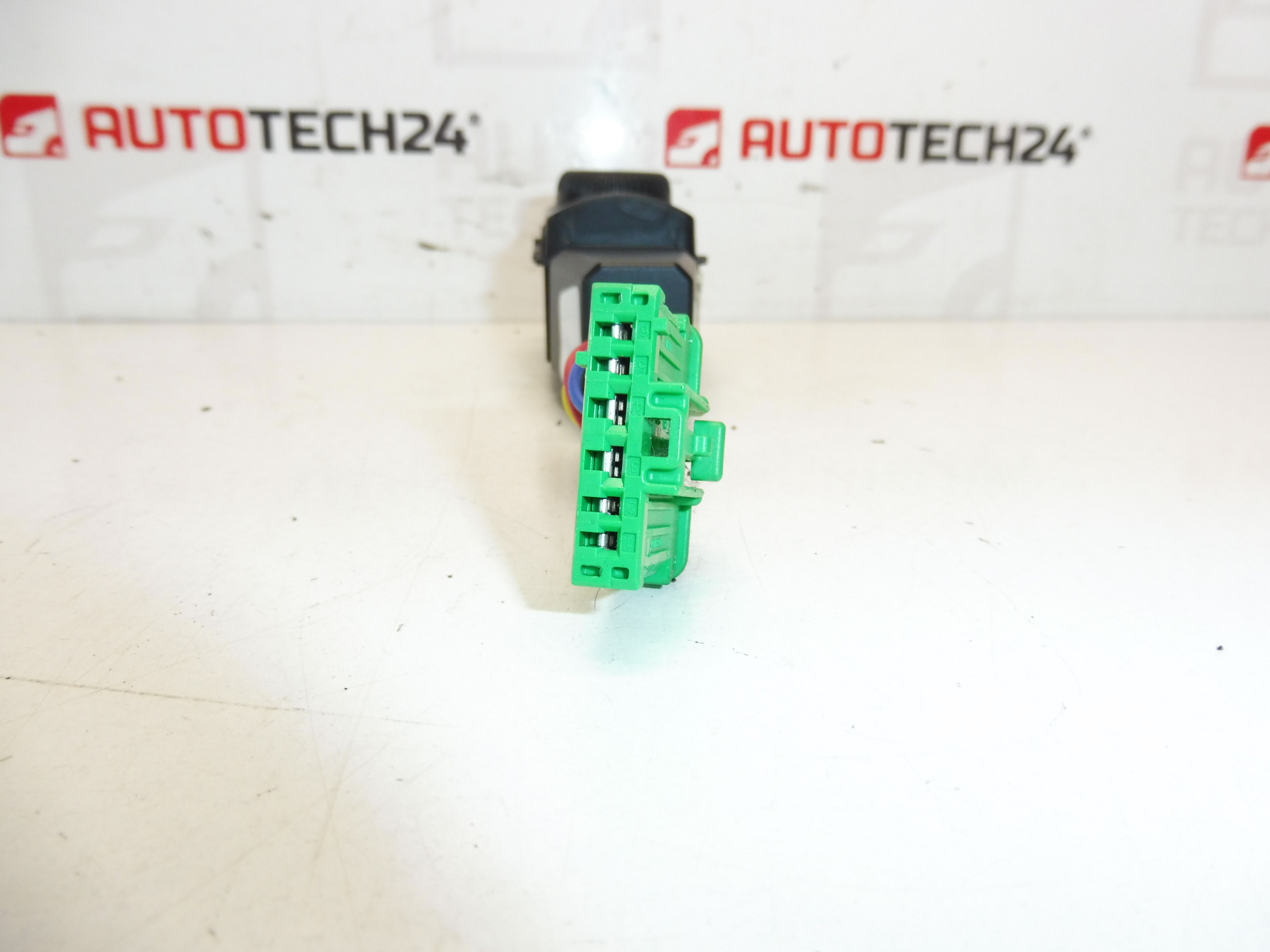 Peugeot 3008 5008 Heizungs- und Klimaanlagensteuerung 96846886XT 6451YX