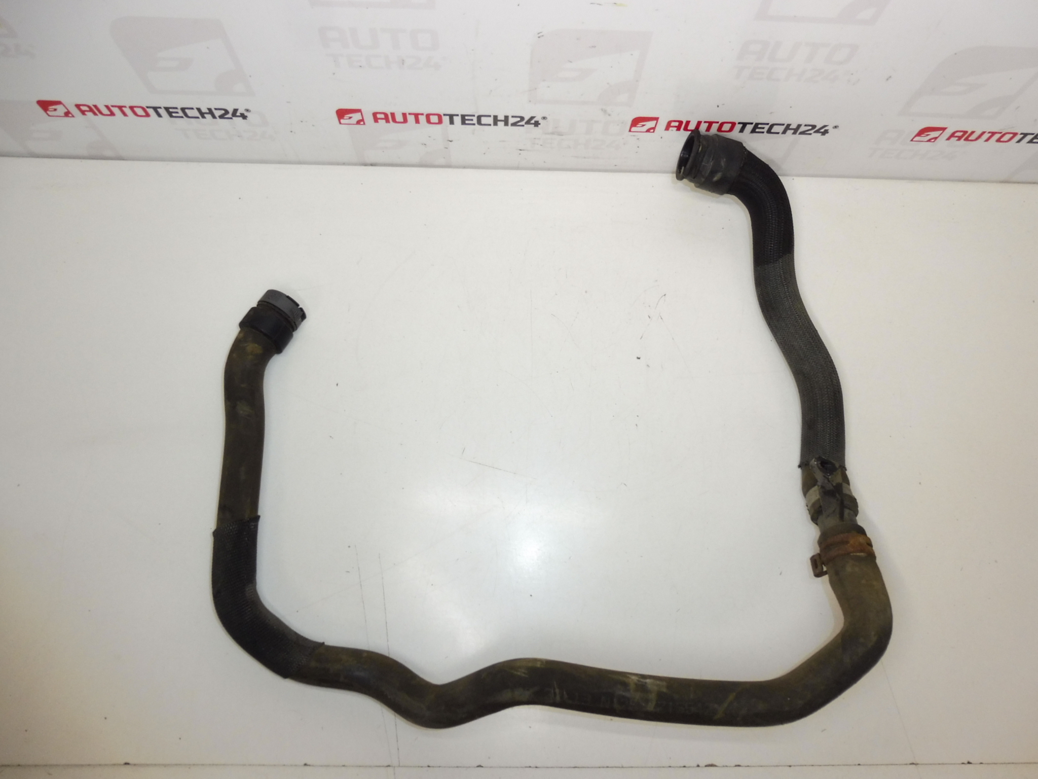 Wasserschlauch Citroën Peugeot 1.4 VTI 1.6 VTI 135201 1351NG