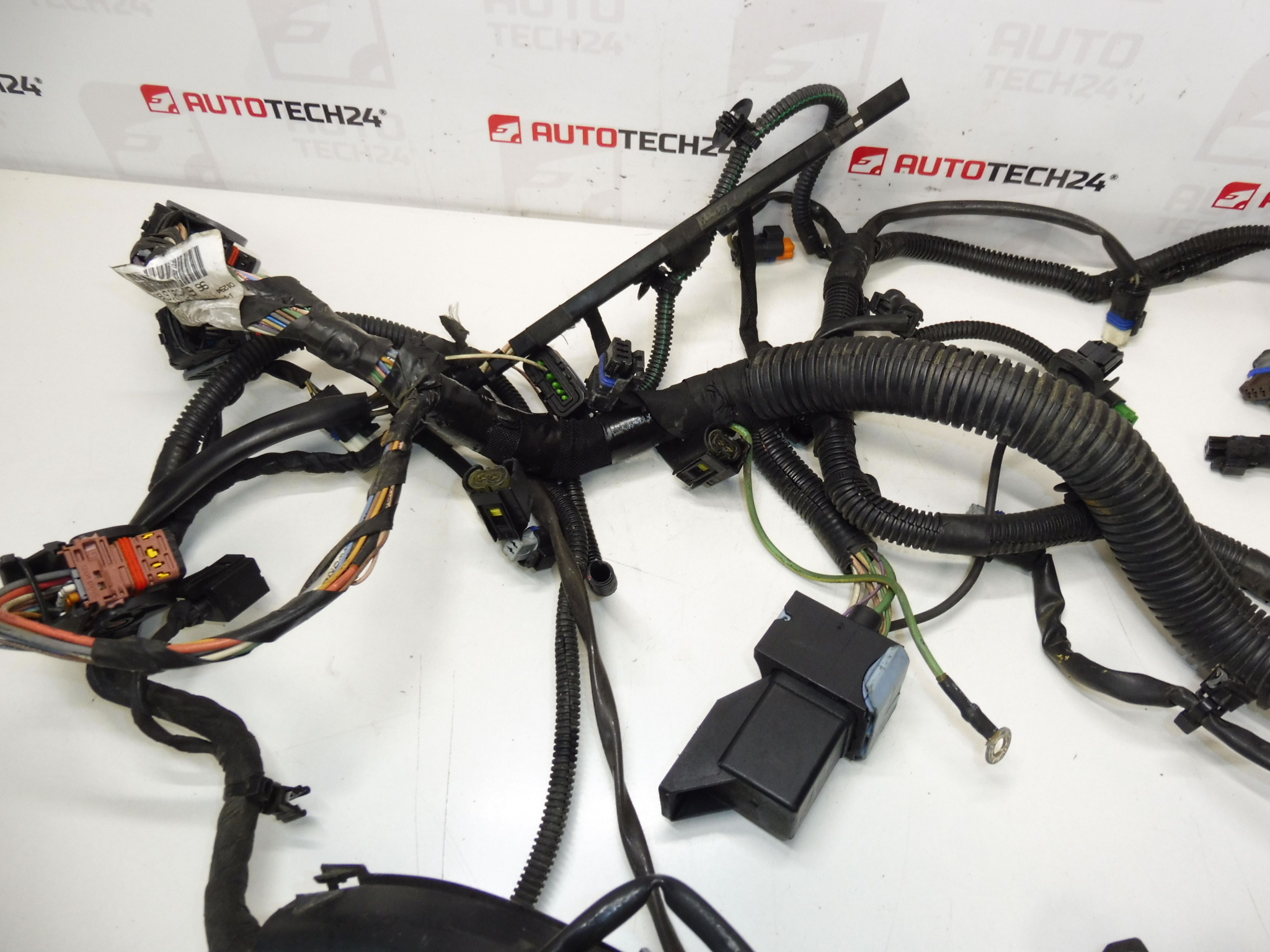 Motorkabelbaum Peugeot 307 2.0 HDI 9663581780 9663581680 6569FH