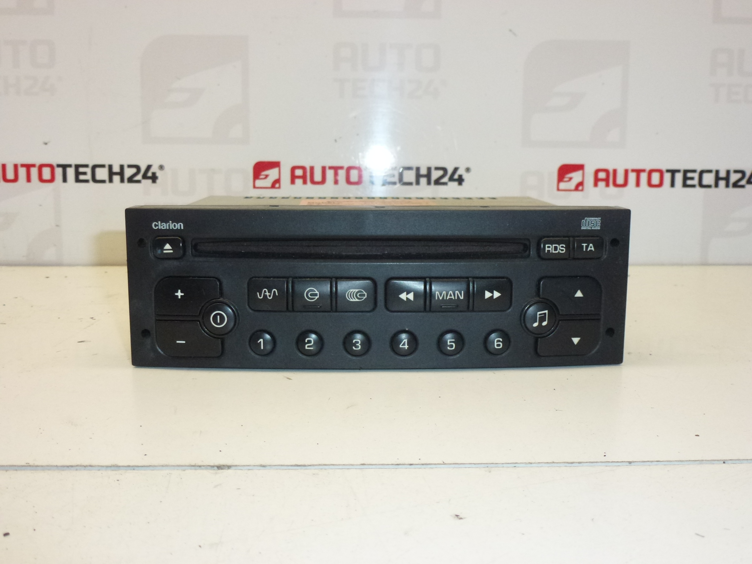 CLARION Citroën Peugeot 96565718XT 6564LT Autoradio