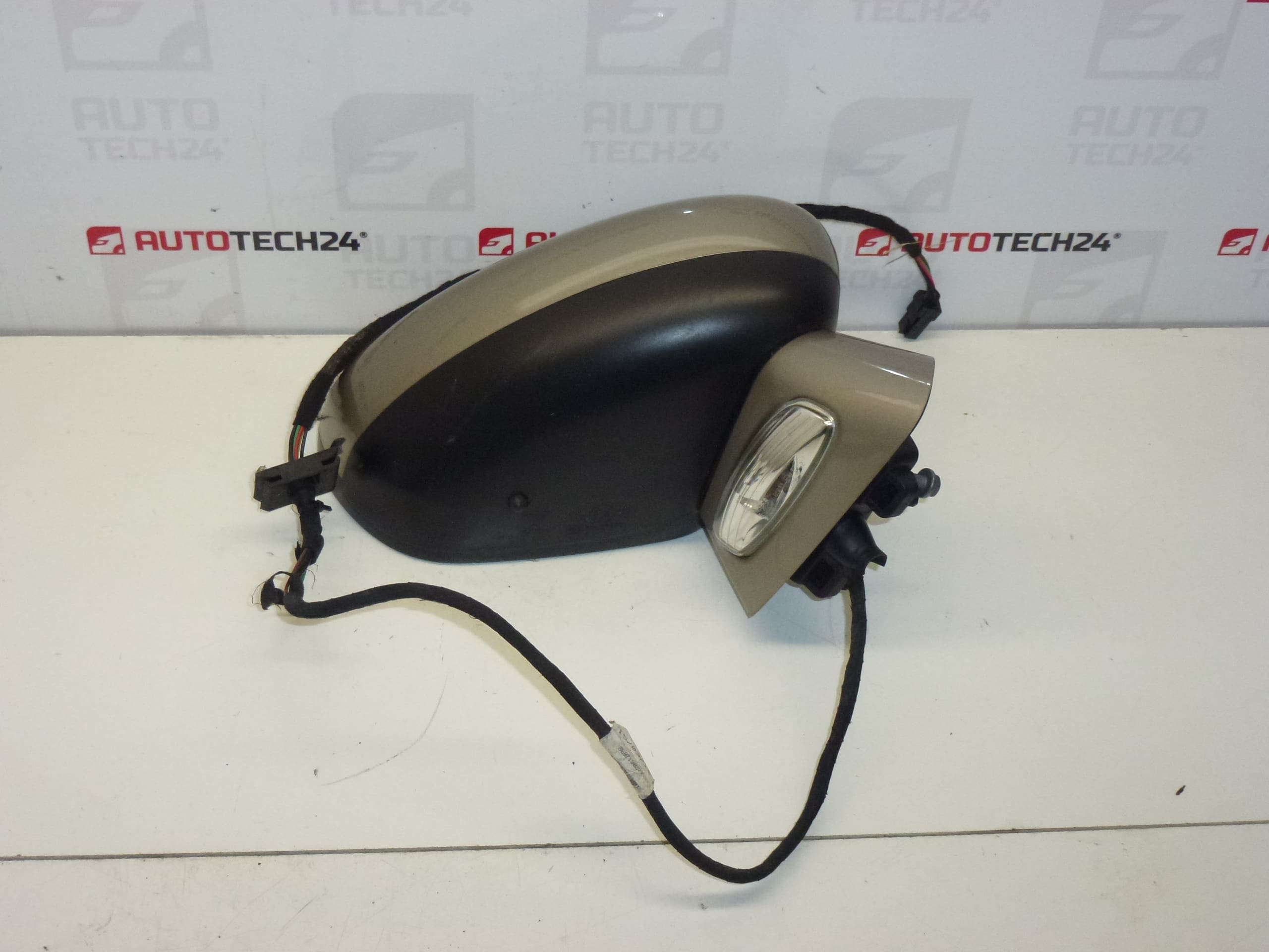 Rückspiegel rechts Citroën C4 KCH 9687130977 8154EH