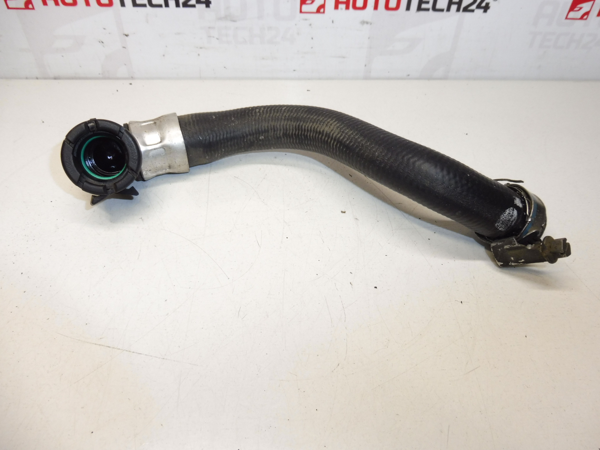 Ansaugluftanschluss Citroën C8 Peugeot 807 2.2 HDI 143482