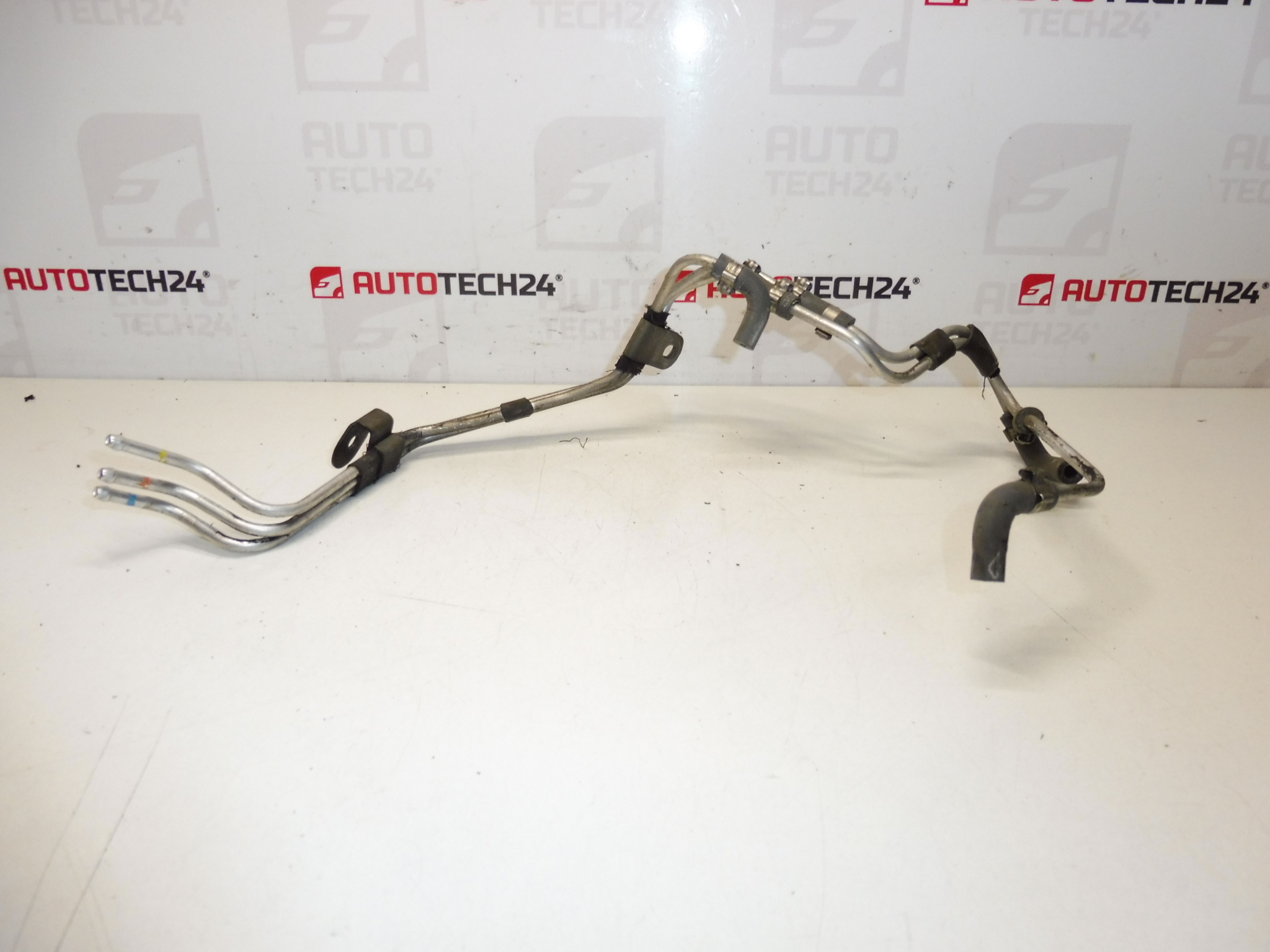 Unterdruckrohr Citroën Peugeot 2.2 HDI 1622CW 1622EH