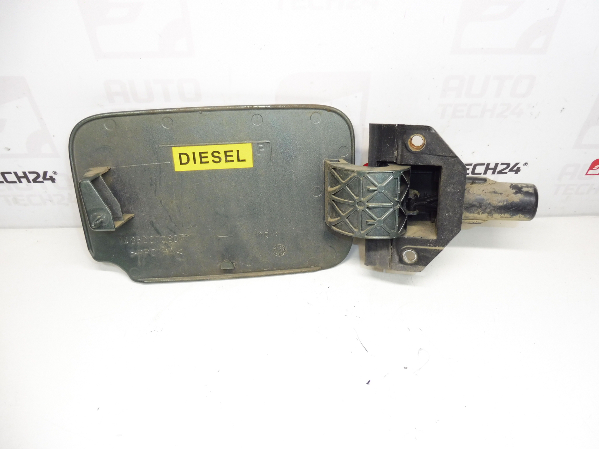 Tankdeckelabdeckung Peugeot 807 Citroën C8 KGB 1485207080 151790