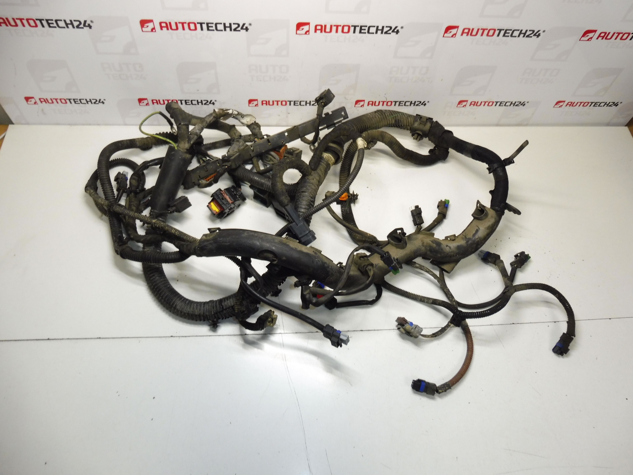 Komplette Motorbaugruppe 2.0 HDI 100 KW Citroën Peugeot 1401048380 6569HZ