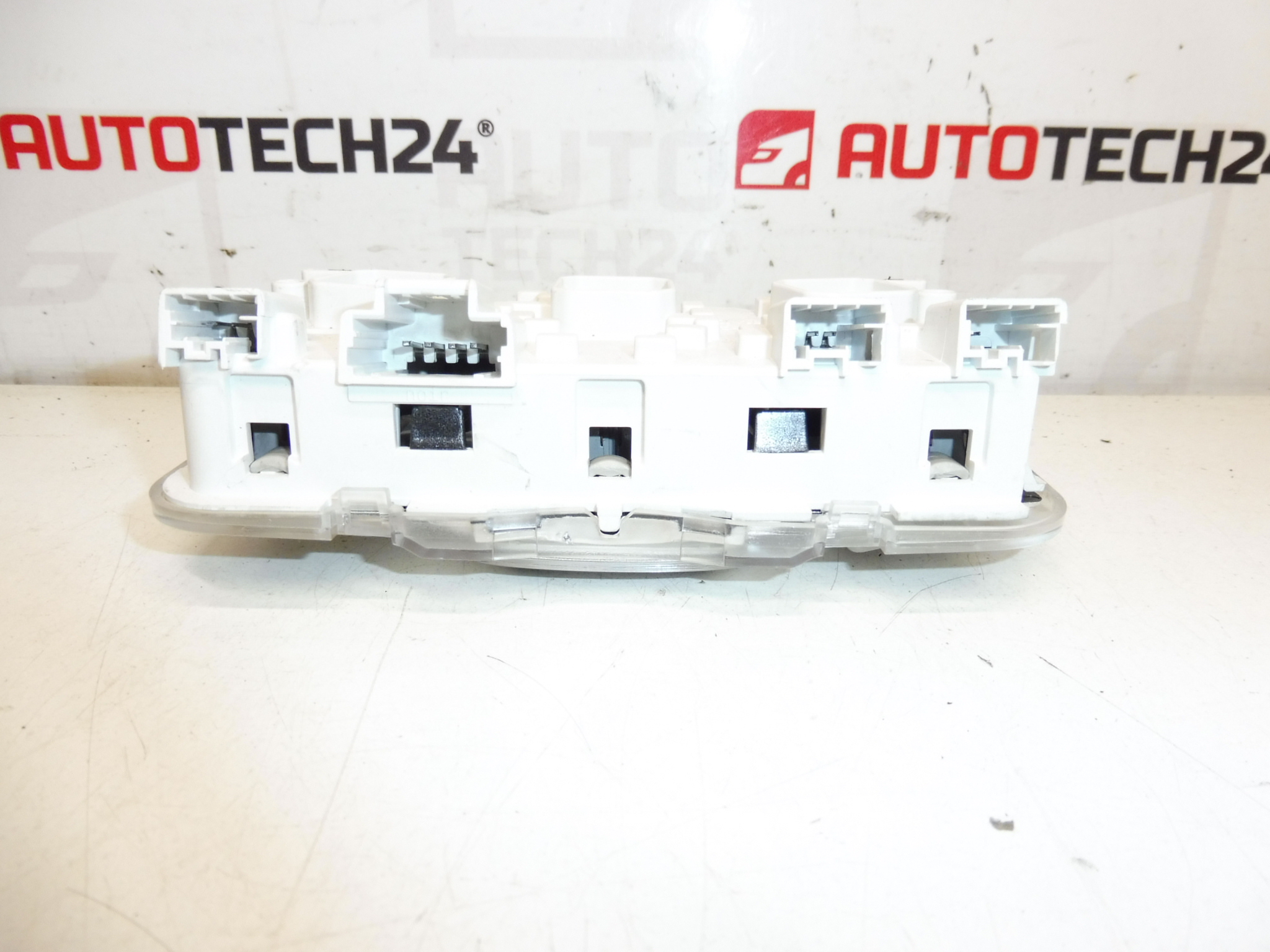 Deckenleuchte für Citroën Peugeot DS 96781446BJ 6362AS