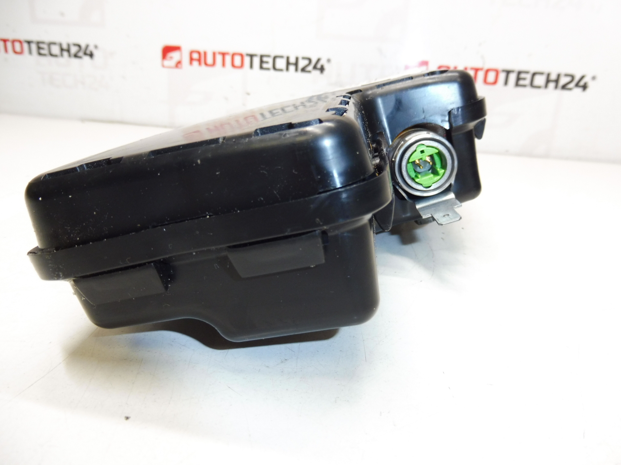 Fahrerairbag für Citroen C4 II B7 und DS4 9687158380