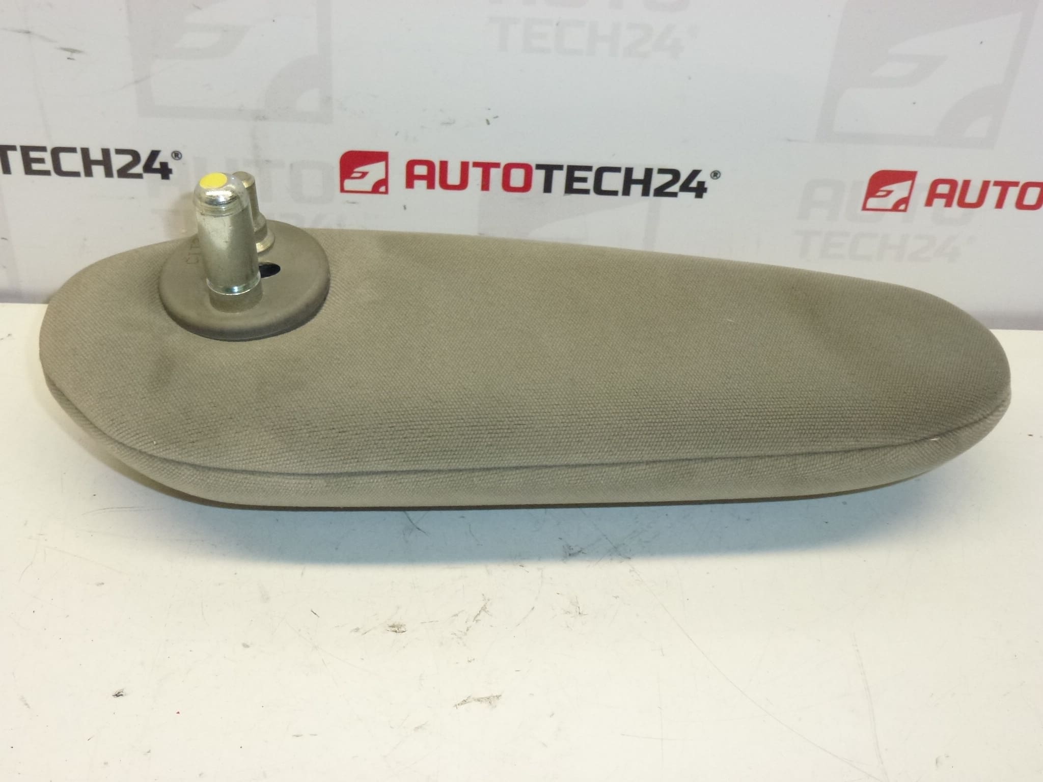 Rechte Armlehne Citroën Peugeot 8830H3