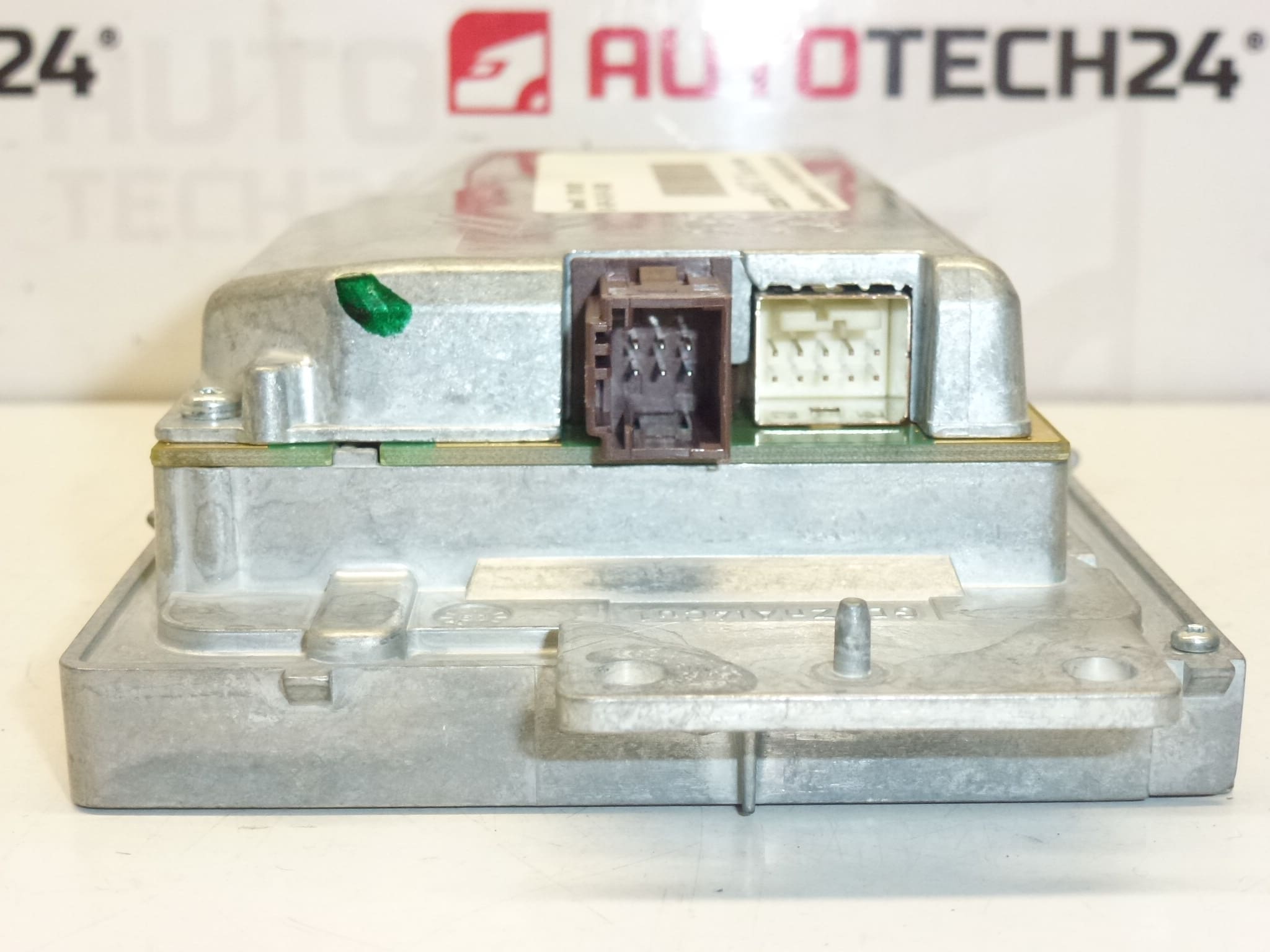 Anzeige NAVIGATION Citroën Peugeot 9664993180 659371 6593Q4