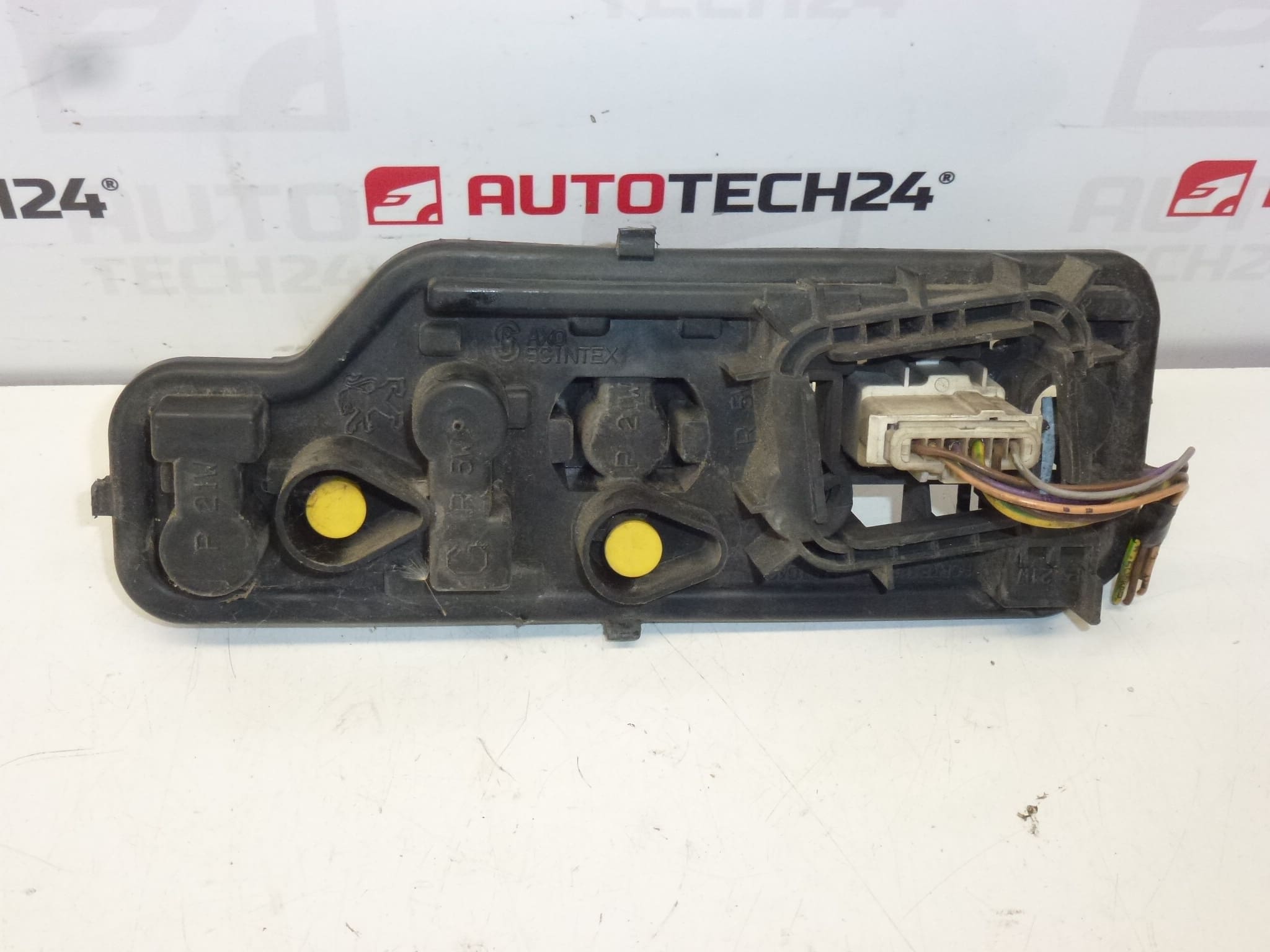 Fassung für linke Rückleuchte für Peugeot 307 SW 6350X2 6350X3