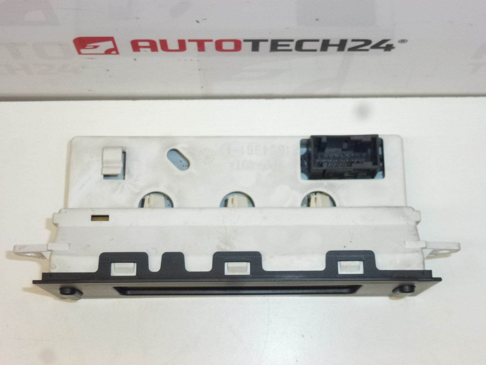 Citroën Peugeot Computerradio Display 1495869077 6155T9