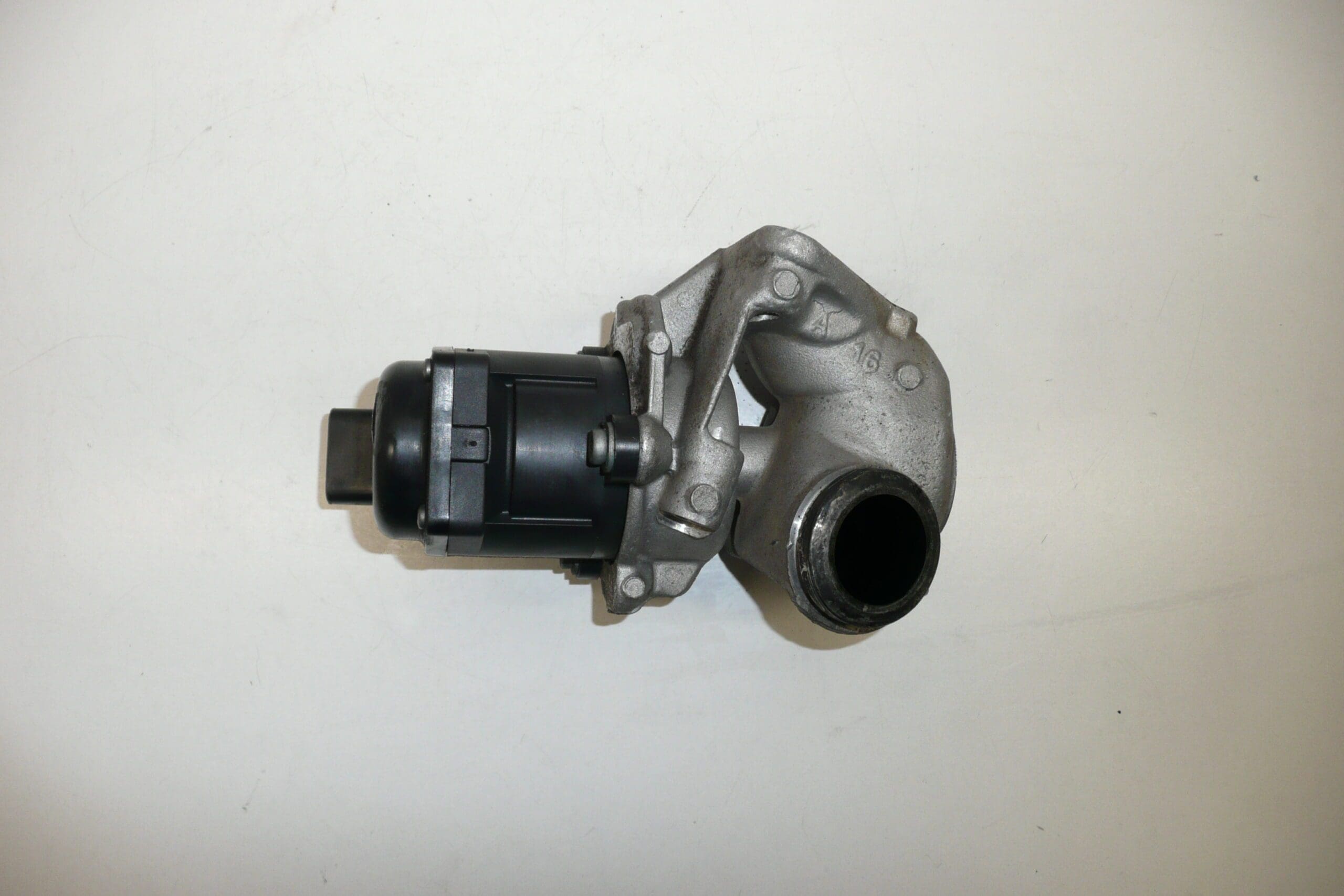 EGR-Ventil 1.6 HDI Citroën Peugeot 9660276280 – Bild 2