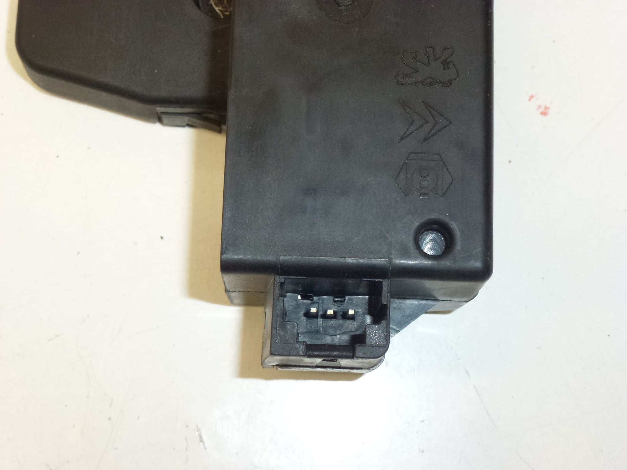 Gebrauchtes Türschloss für Citroën/Peugeot - 9653208080 / 871983 – Bild 2