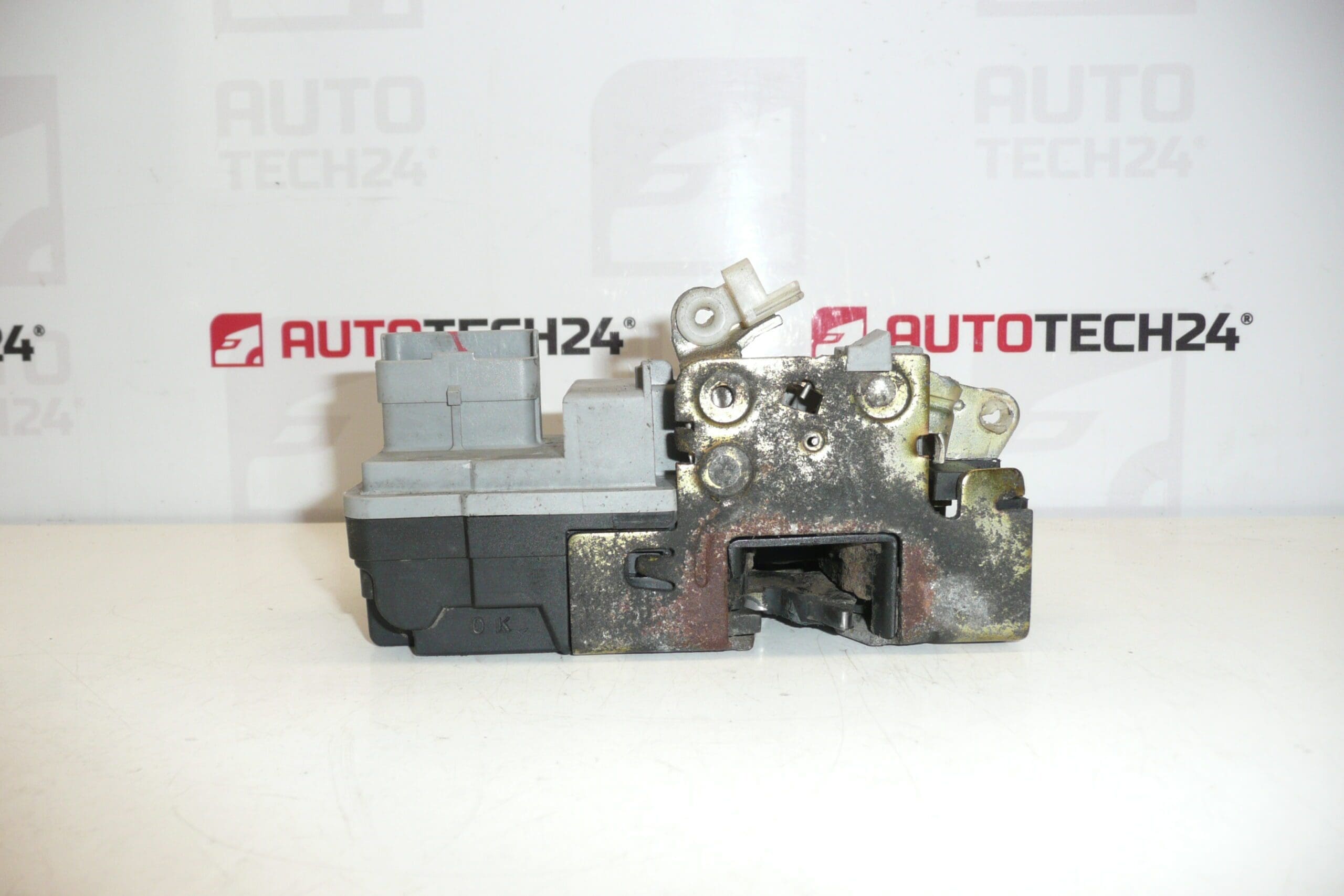 Elektrisches Türschloss für die linken vorderen Türen Citroën Berlingo 9135H6 – Bild 2