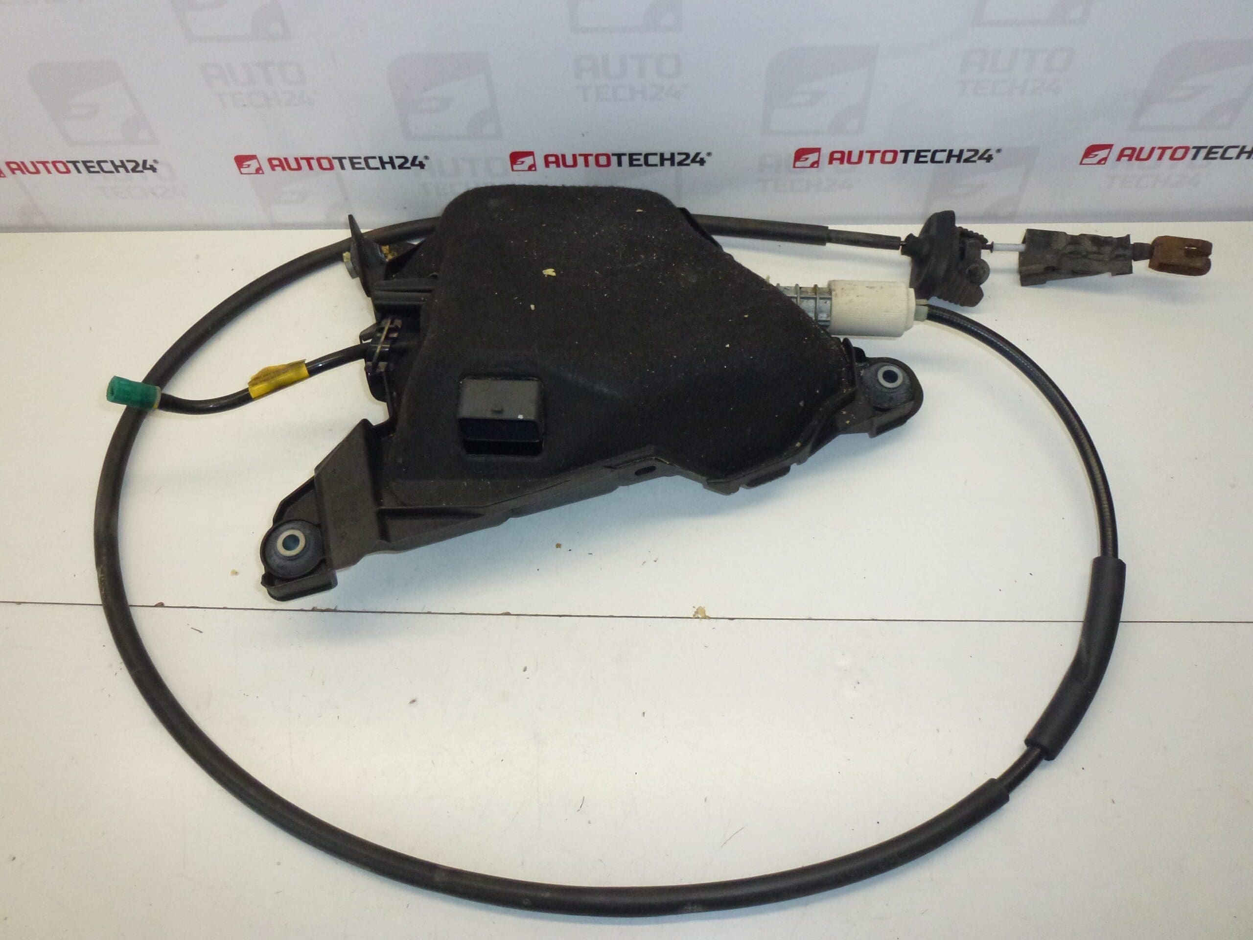 Elektronische Handbremse Citroën C4 Picasso 0204280099 9684898480 470207 – Bild 2