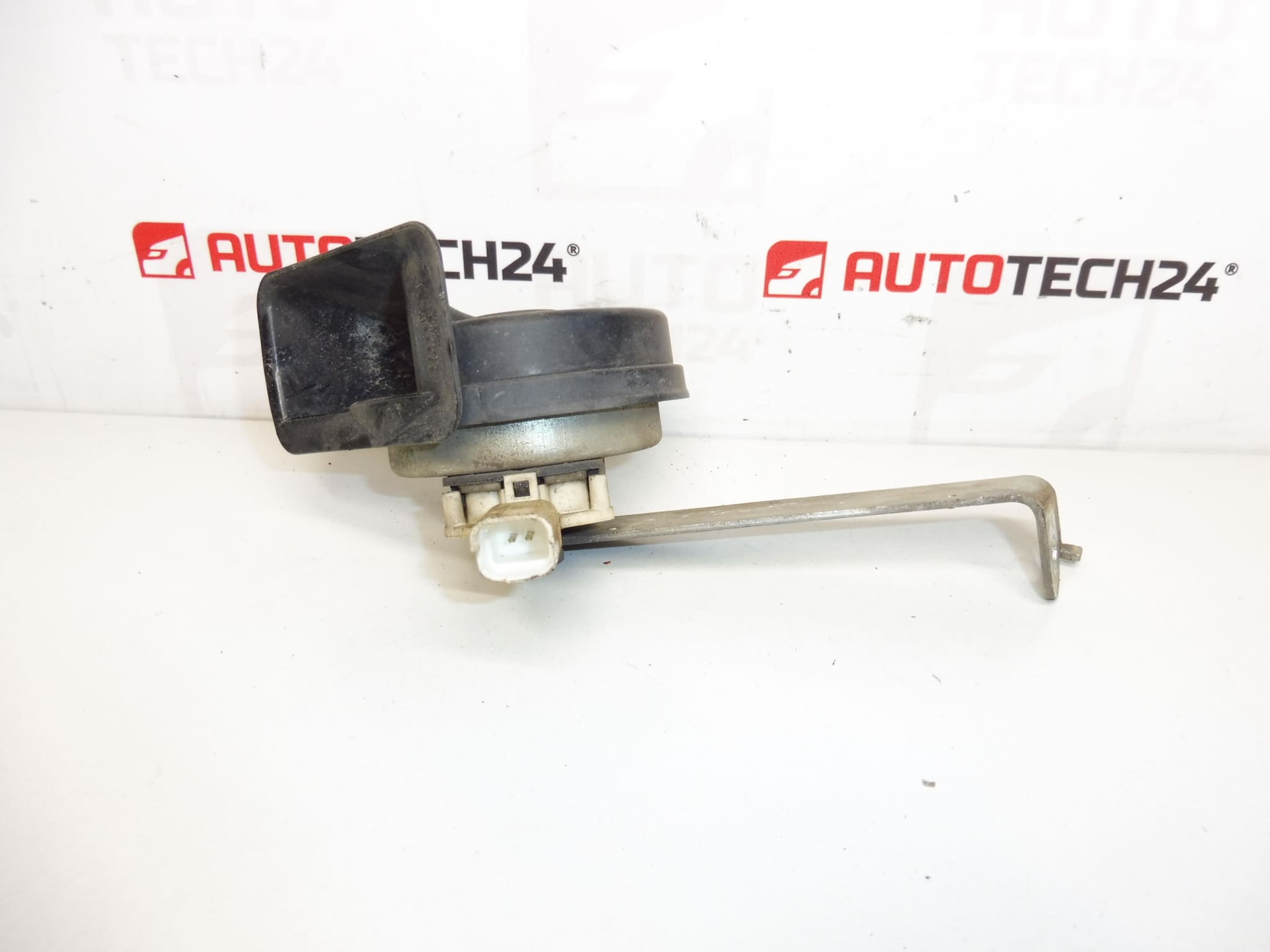 Hupe mit Halter Peugeot 206+ 6236L6 – Bild 2