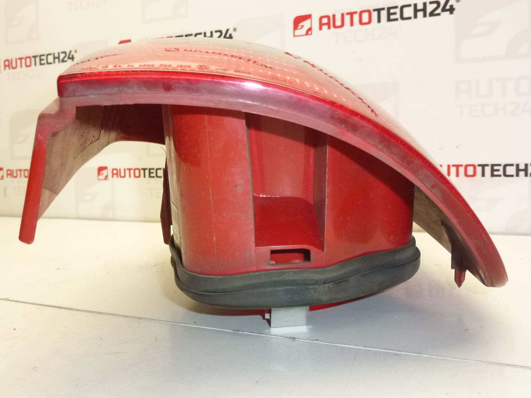 Rücklichter Citroën Xsara Picasso 05 Rechts 9650005780 89032868 6351T2 – Bild 2