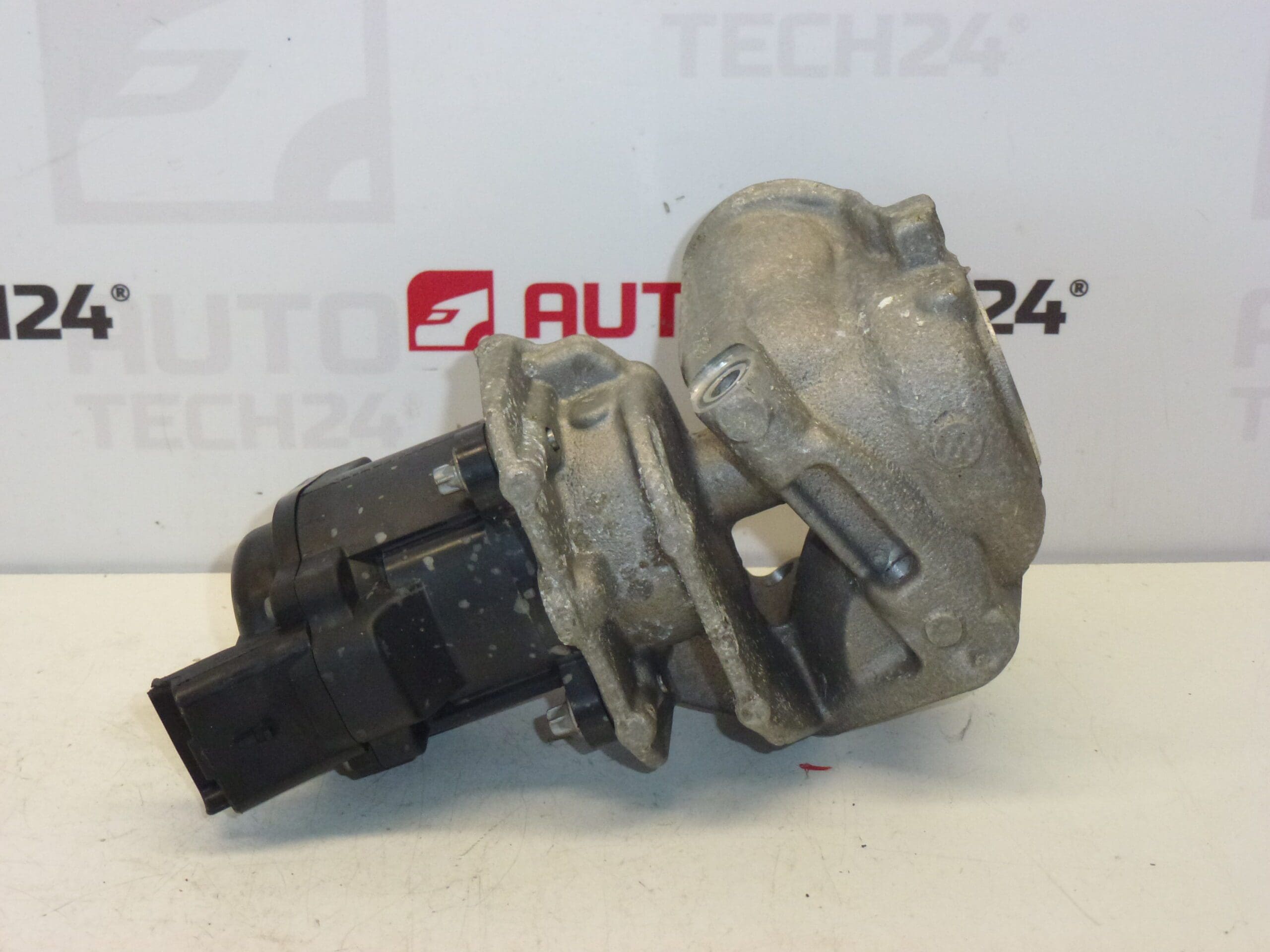 Neuwertiges EGR-Ventil 1.6 HDI Citroën Peugeot 9685640480 1618NR – Bild 2
