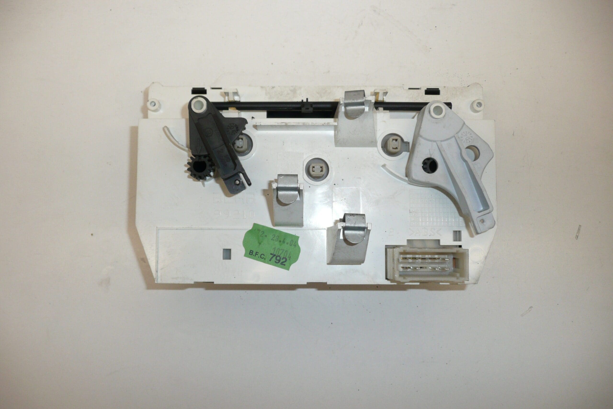 Heizung- und Klimaanlagensteuerung Peugeot 206 6451EH 6451VG – Bild 2