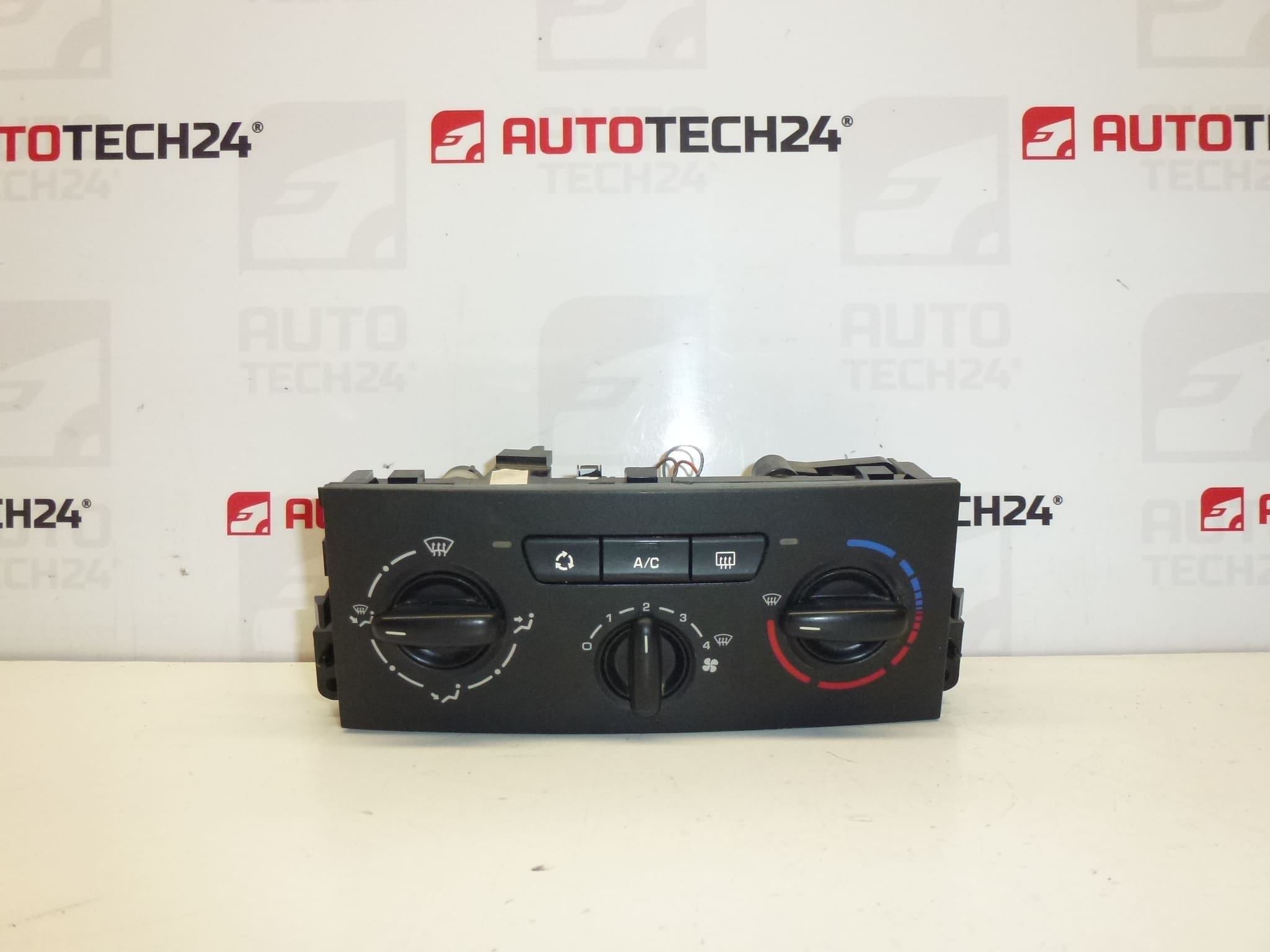 Peugeot 207 Klimaanlage Heizungssteuerung N102080F 6451TL