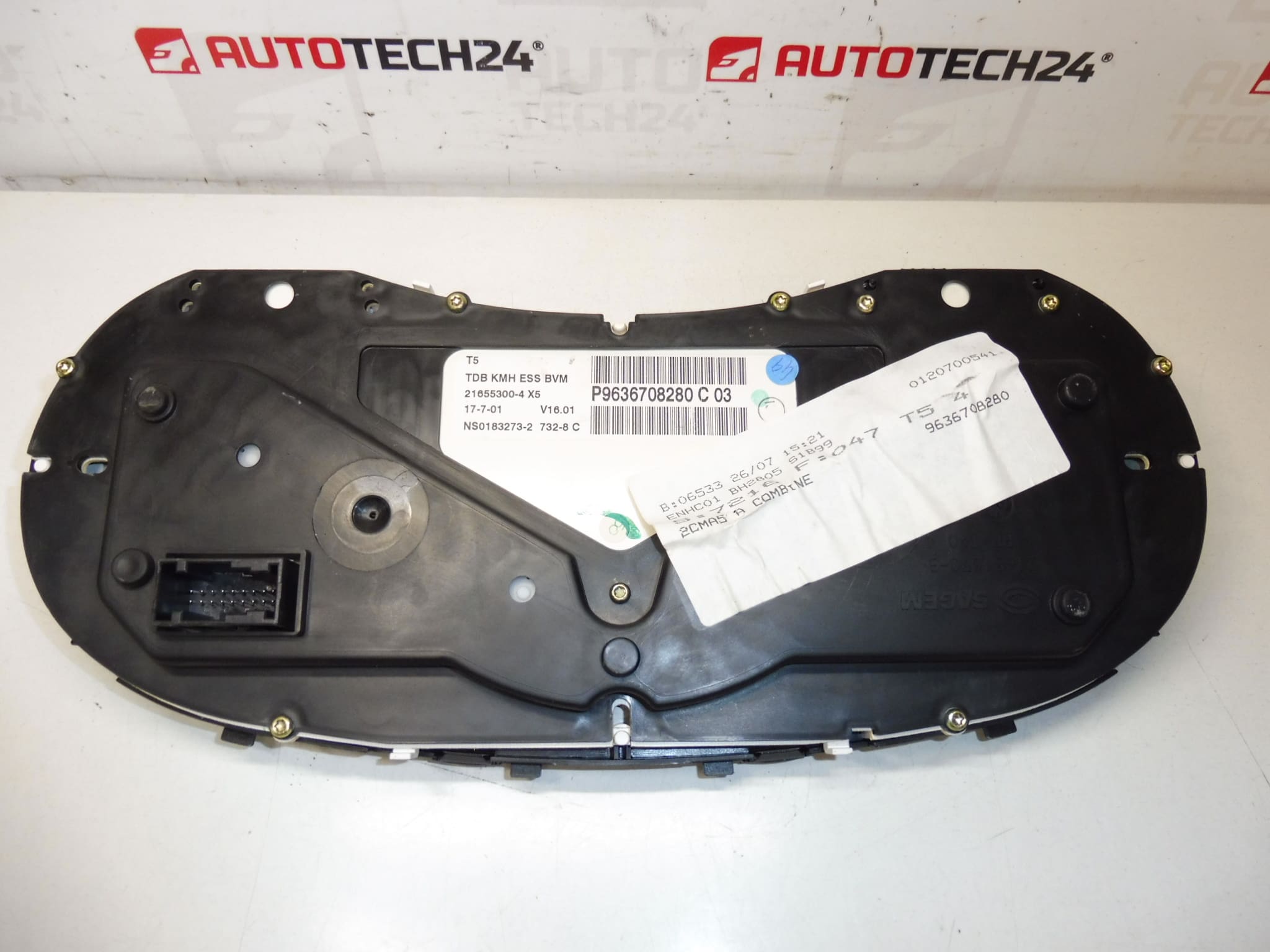 Kombiinstrument Peugeot 307 Laufleistung 198.000 km Teilenummer 9636708280 6103F7 – Bild 2