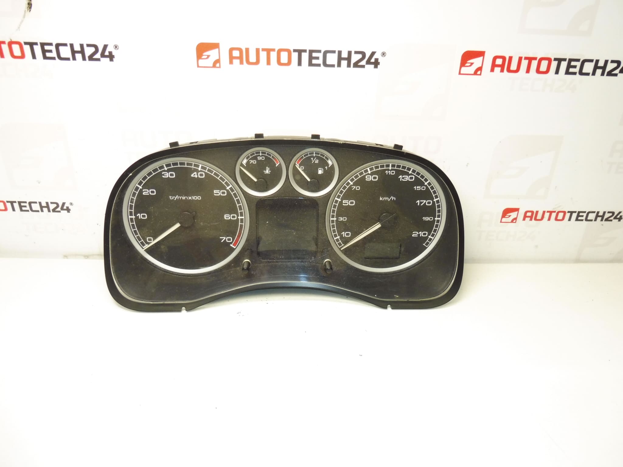 Peugeot 307 Tachometer Laufleistung 198.000 km 9636708280 6103f7