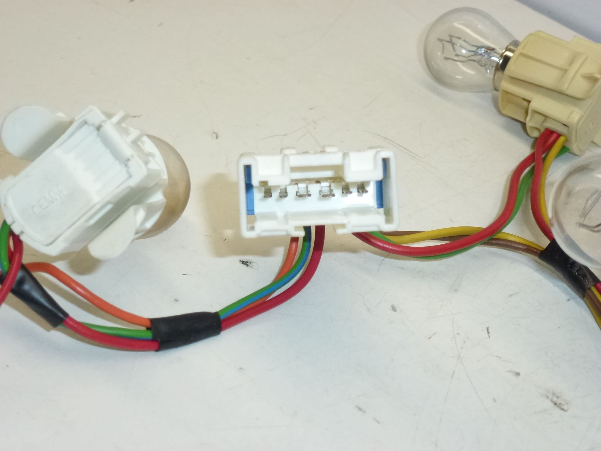 Kabelbaum für linke hintere Lampe Peugeot 407 Sedan 6350HP – Bild 2