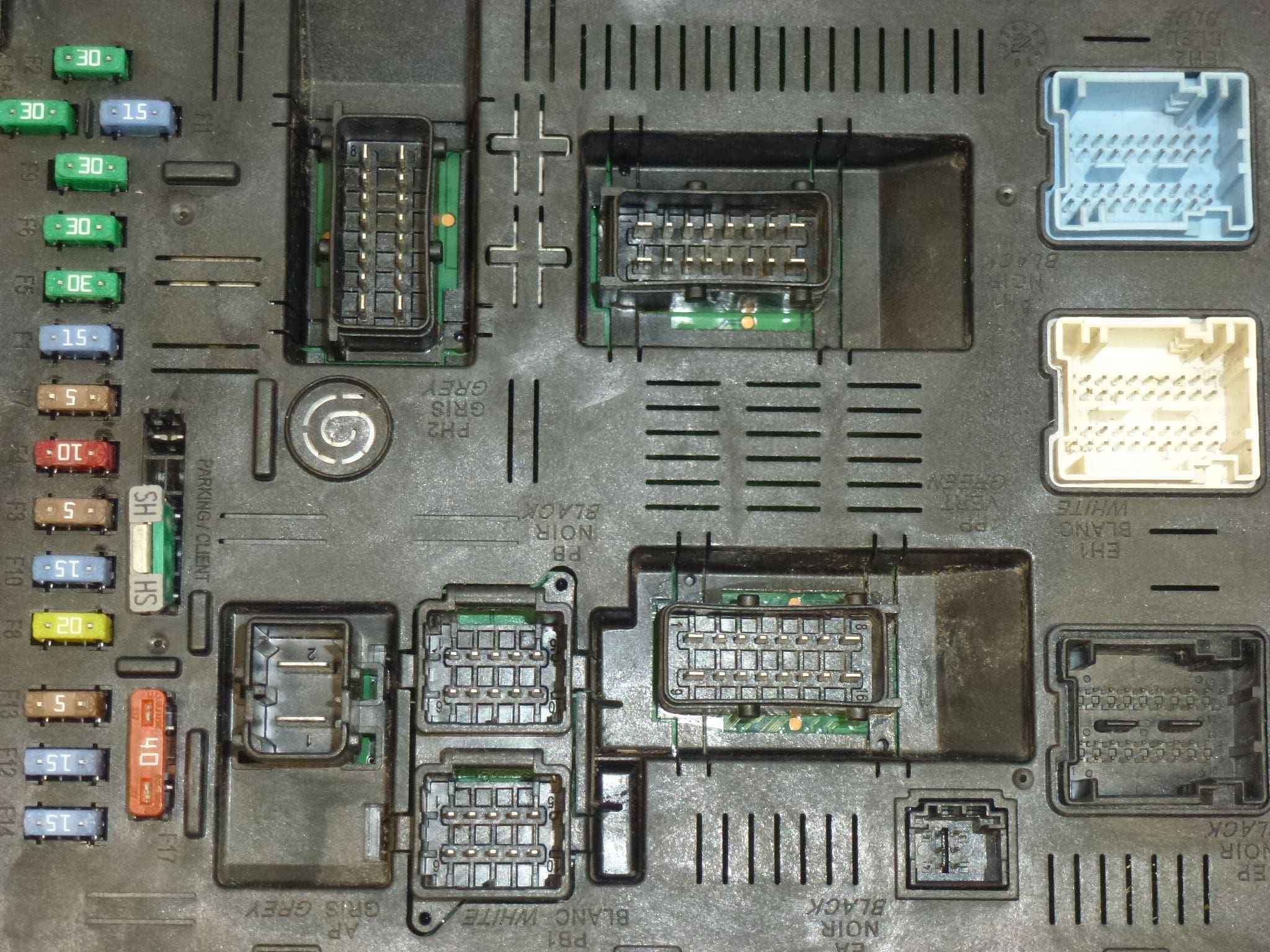 ECU BSI 2004 H05-01 Citroën Peugeot 9661940480 – Bild 2