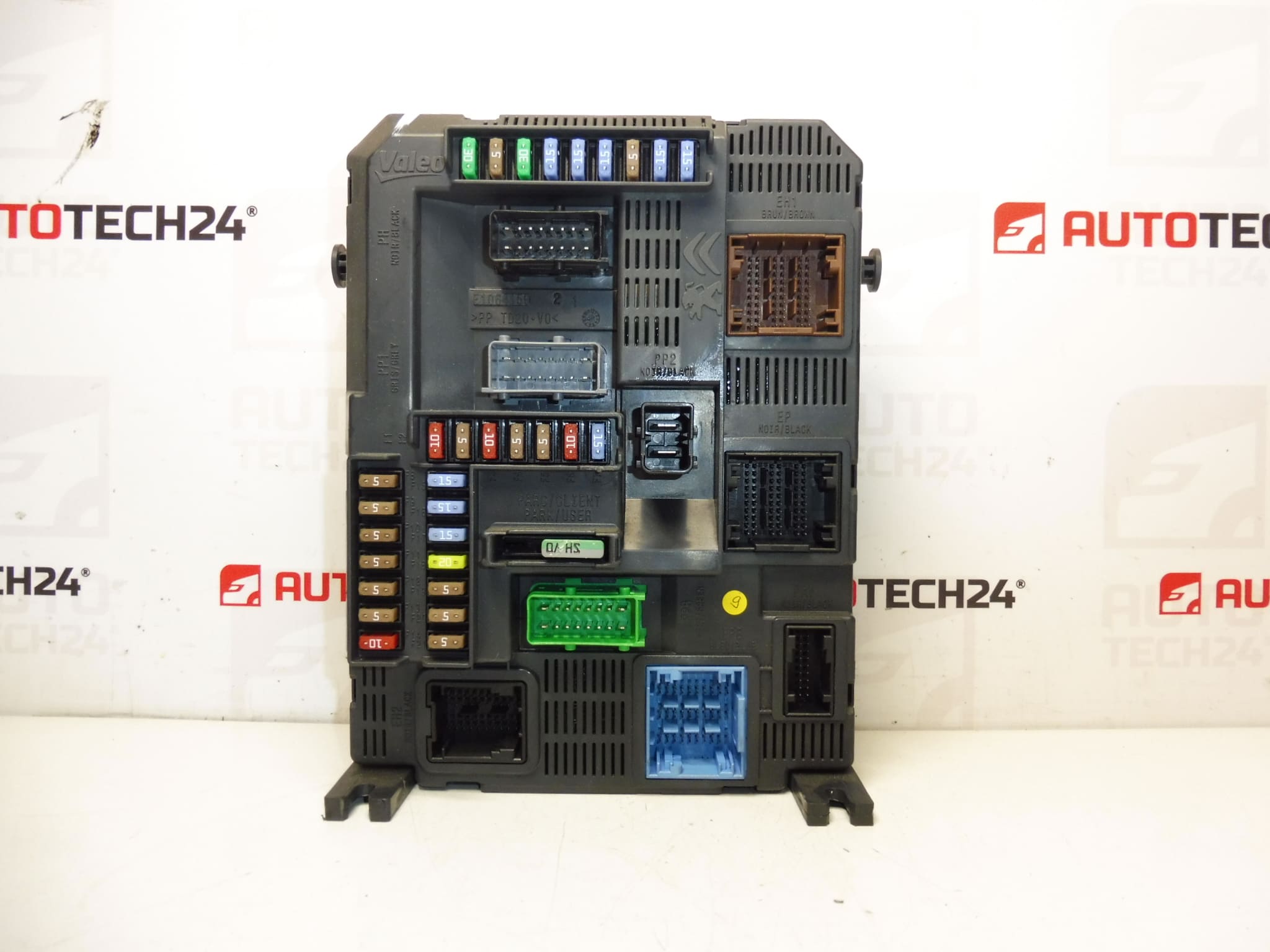 Steuergerät Valeo BSI N02 9678355880